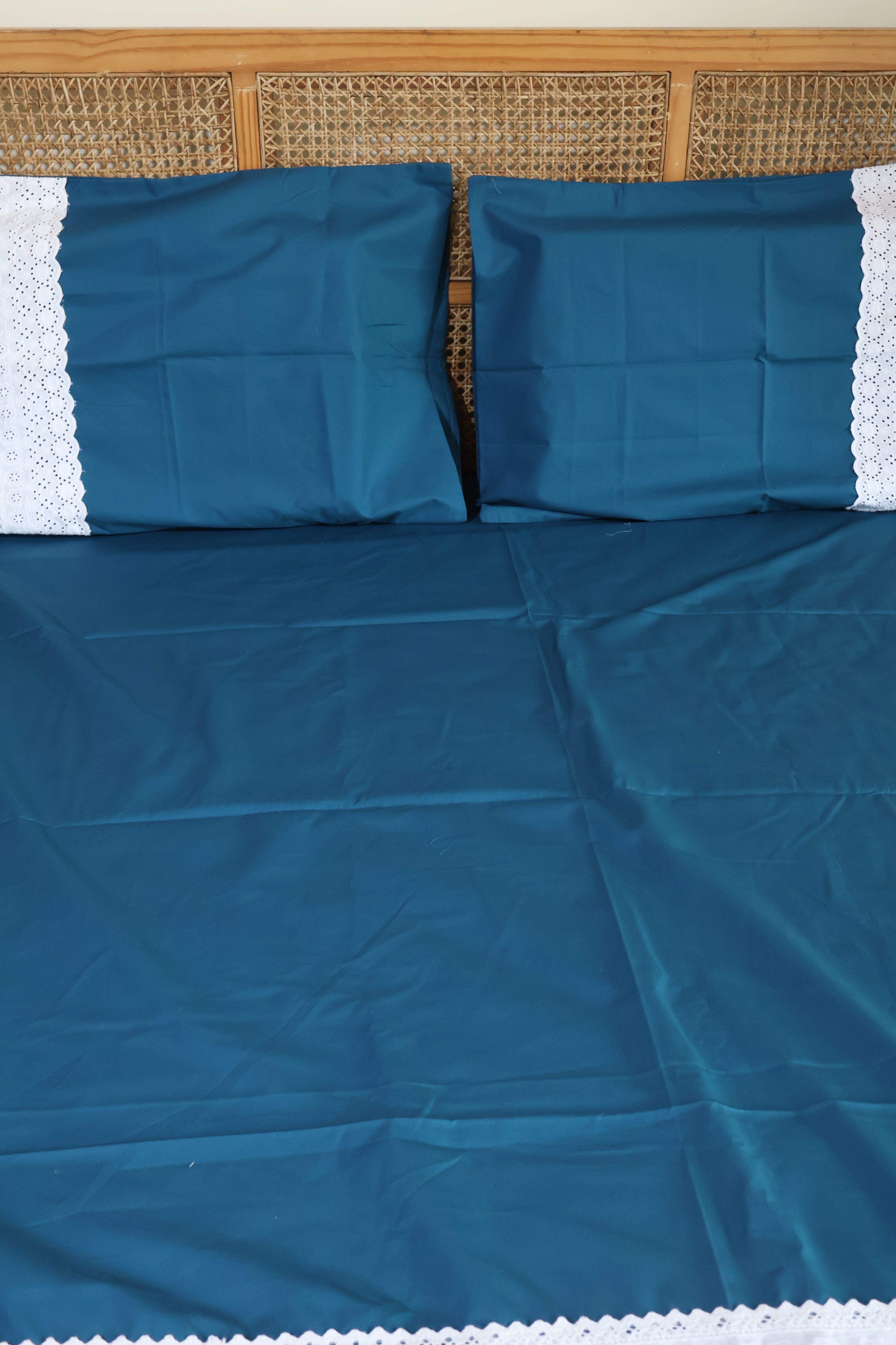 Bedsheets - Premium designer king bedsheets dd lace