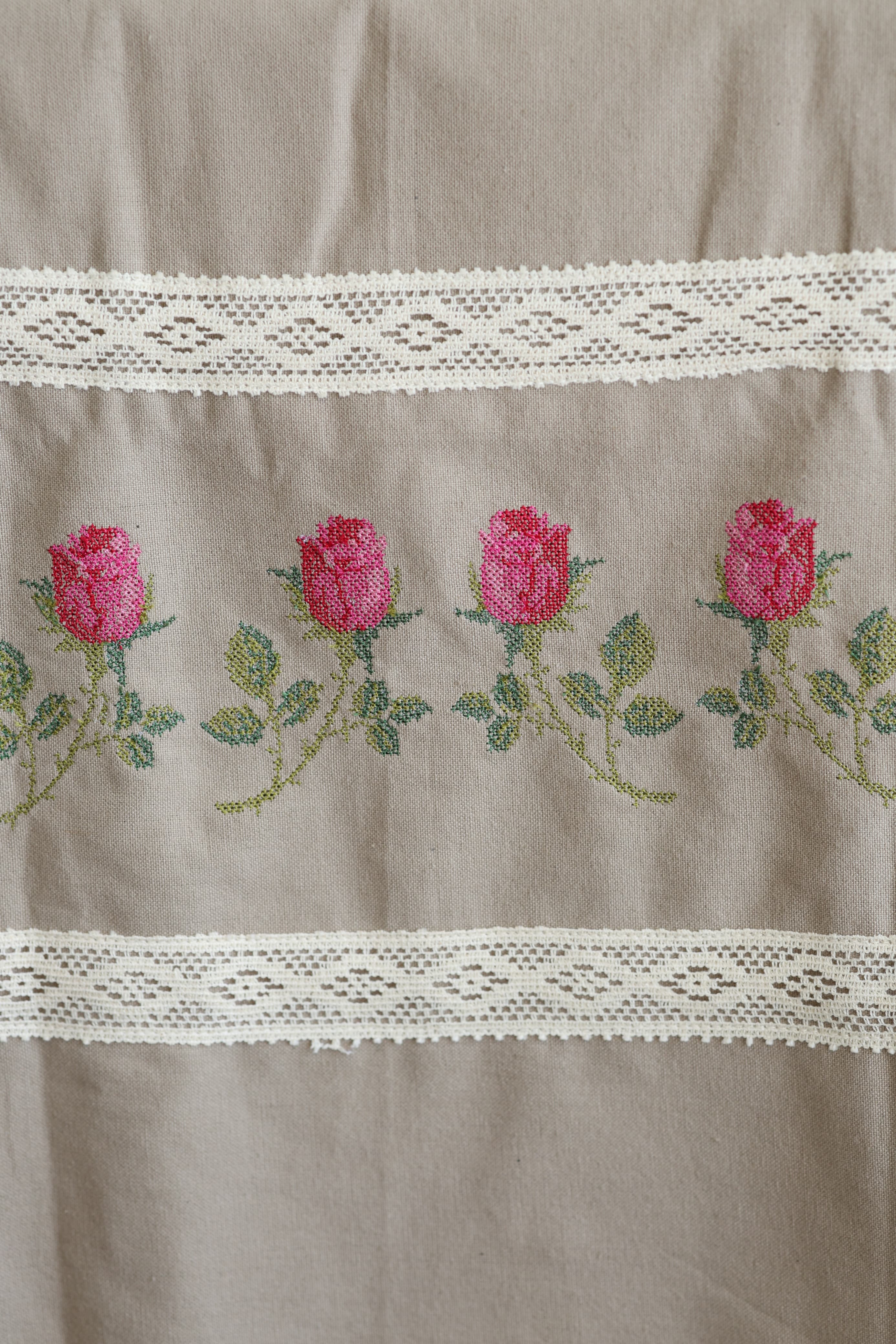 Chair / sofa back - cross stitch embroidery 3+2
