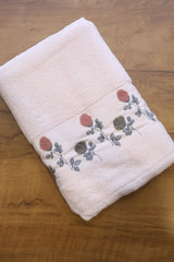 Premium Floral Embroidery  Bath Towel – Pastel stella