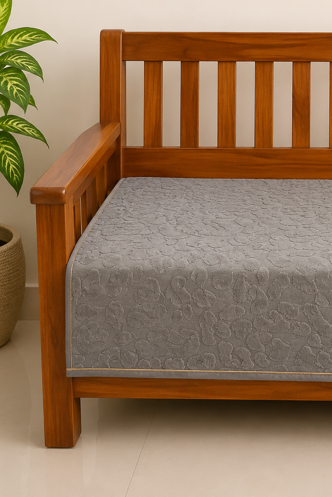 Sofa protector ( meter per) description colour 𝗔𝗻𝘁𝗶-𝗦𝗸𝗶𝗱