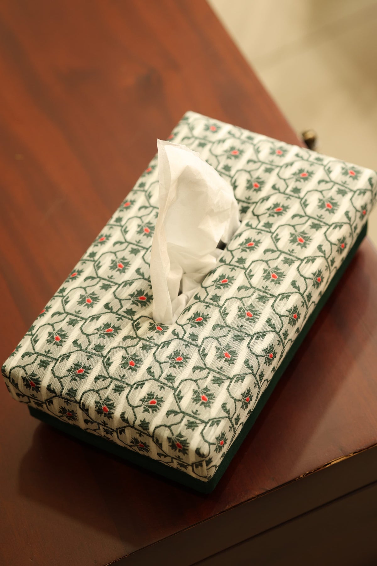 Tissue box