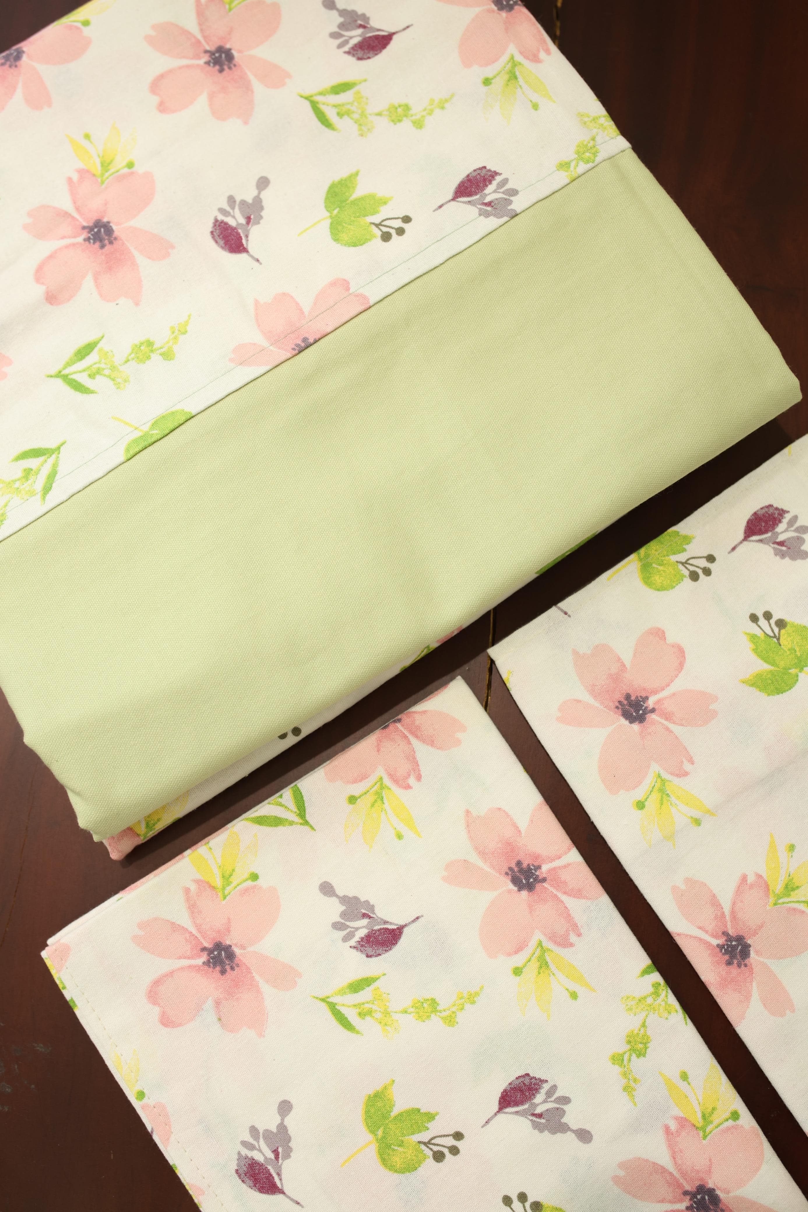 Bedsheets - King Daily use border bedsheets