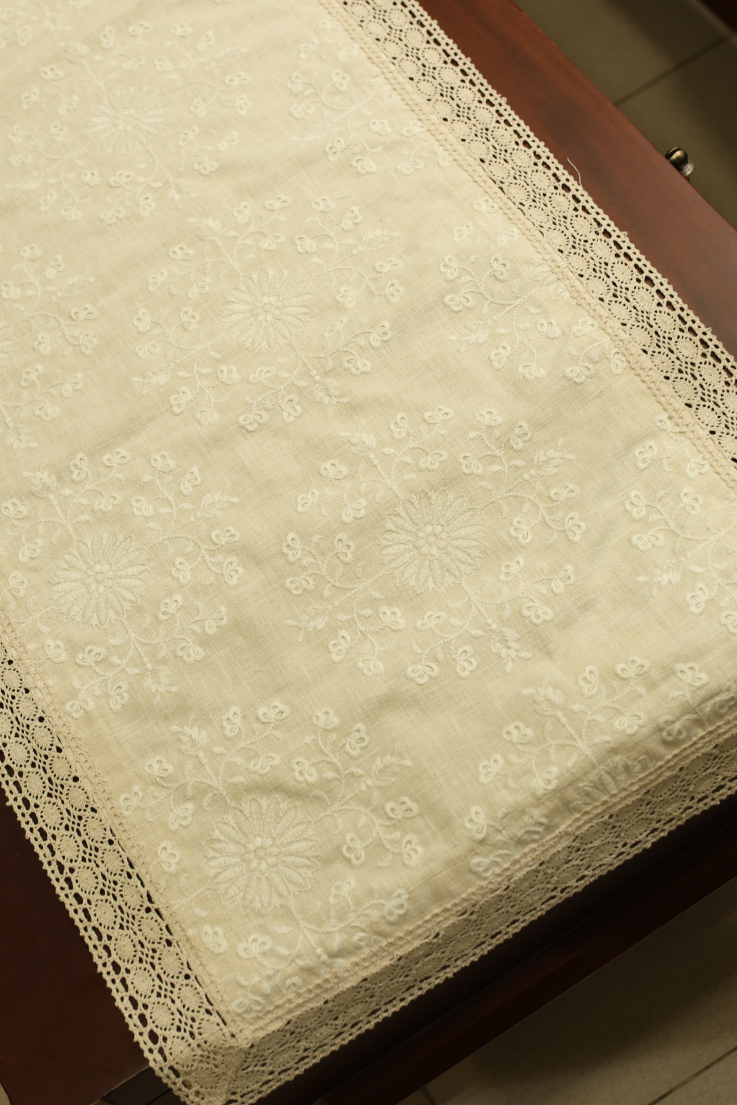 Embroidered Floral 8 seater Table Runner with Lace Border