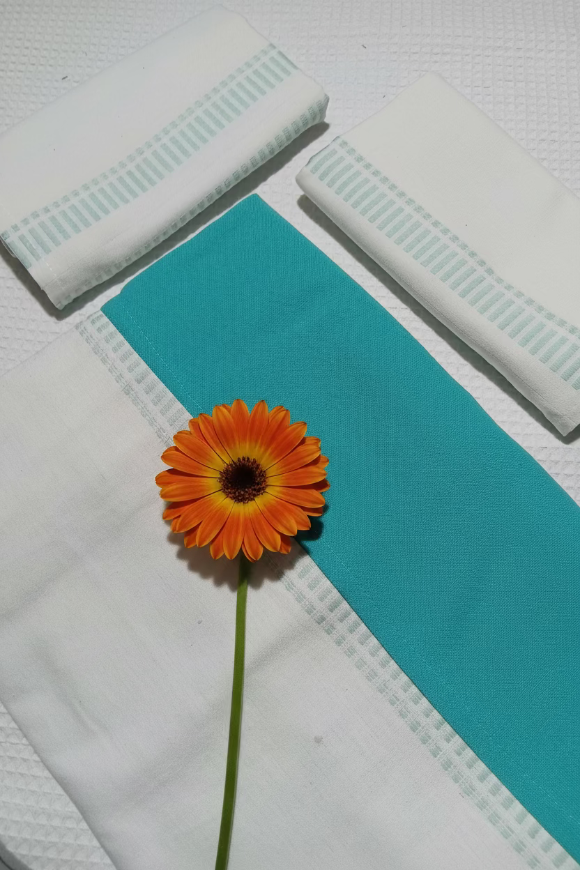 Bedsheets-Queen daily use border bedsheets