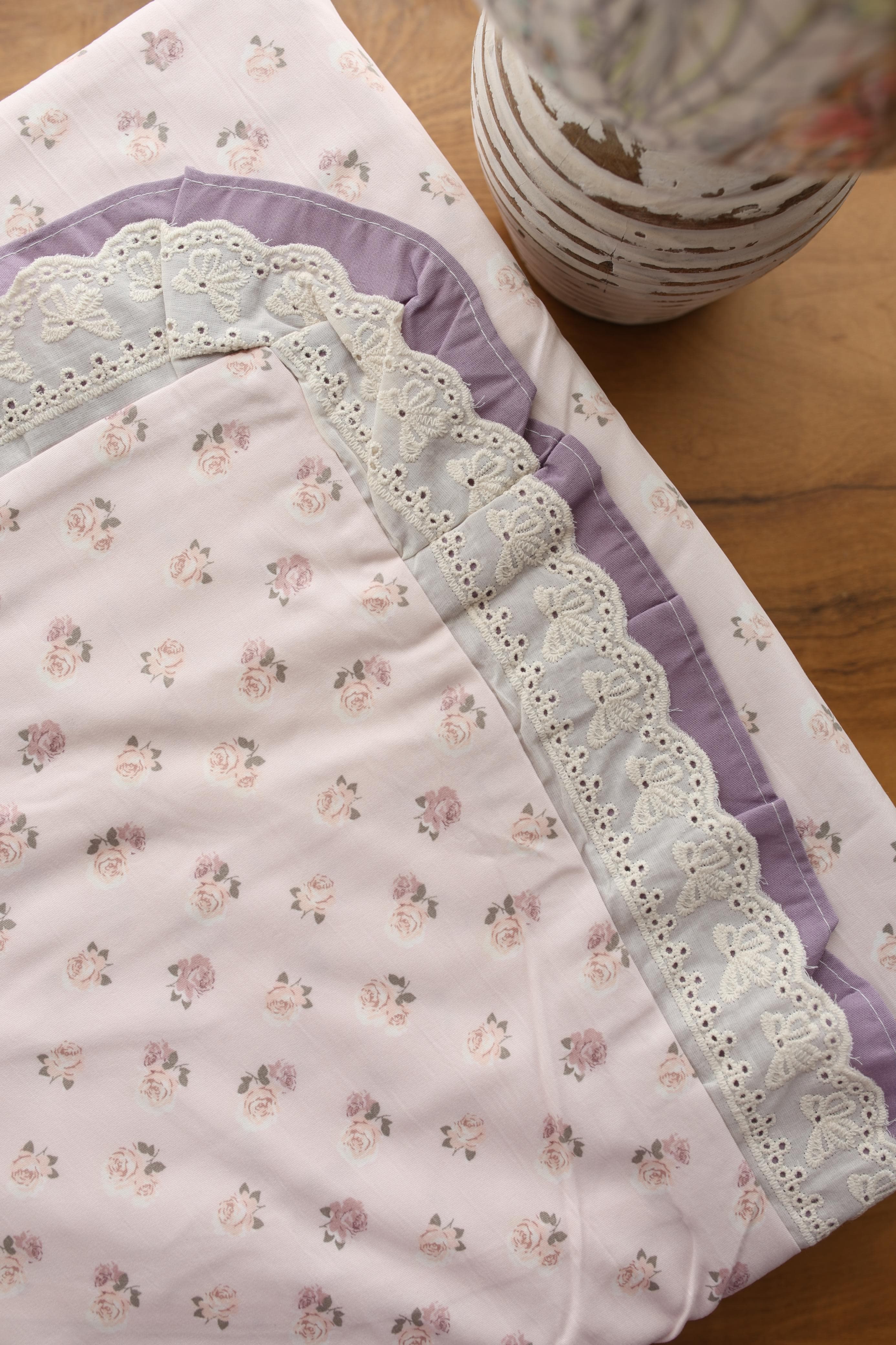 Bedsheets - Premium King soft cotton lace bedsheets majestic