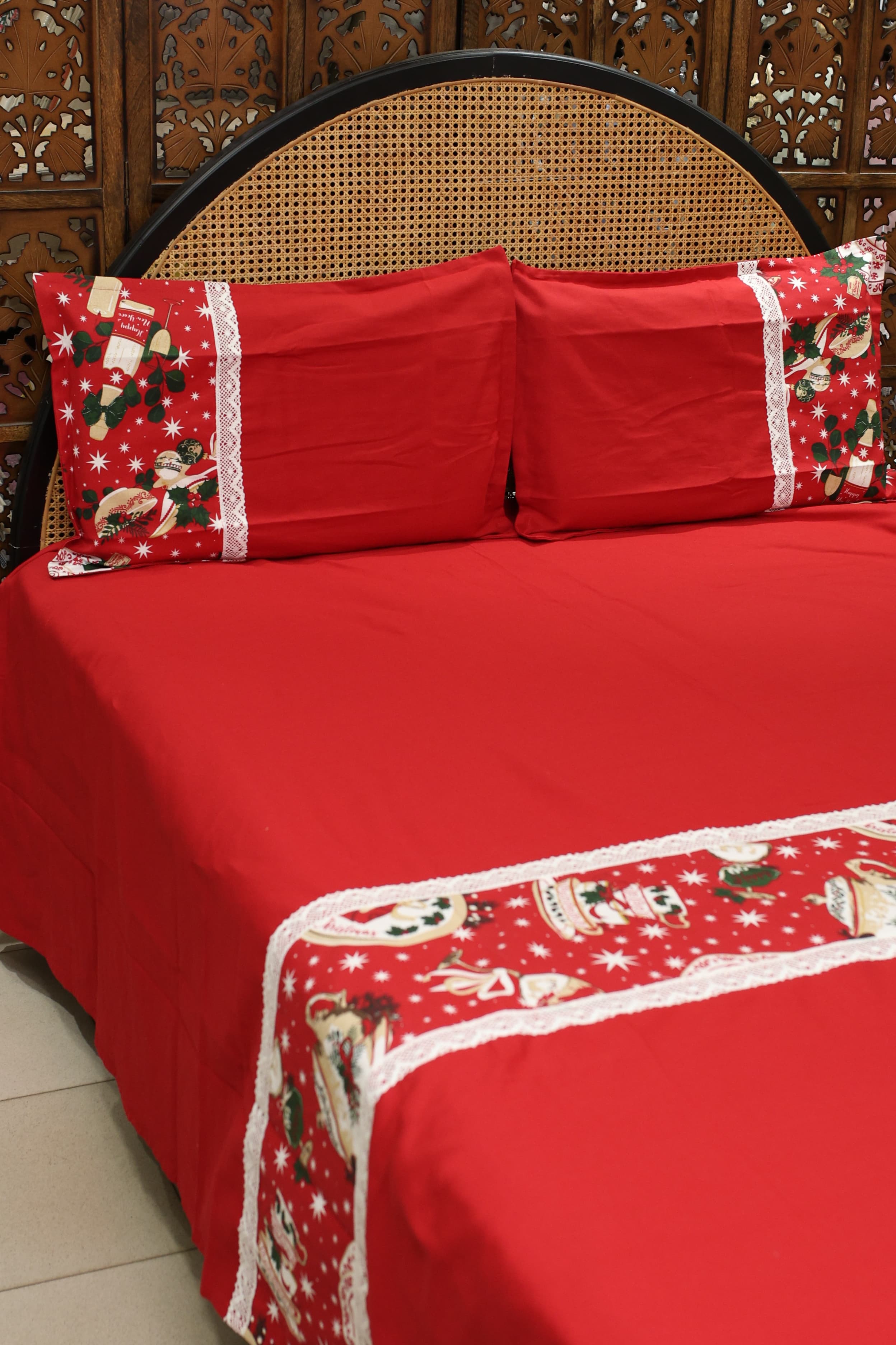 Queen Size Christmas Theme Bedsheet Set - Xmas Edition