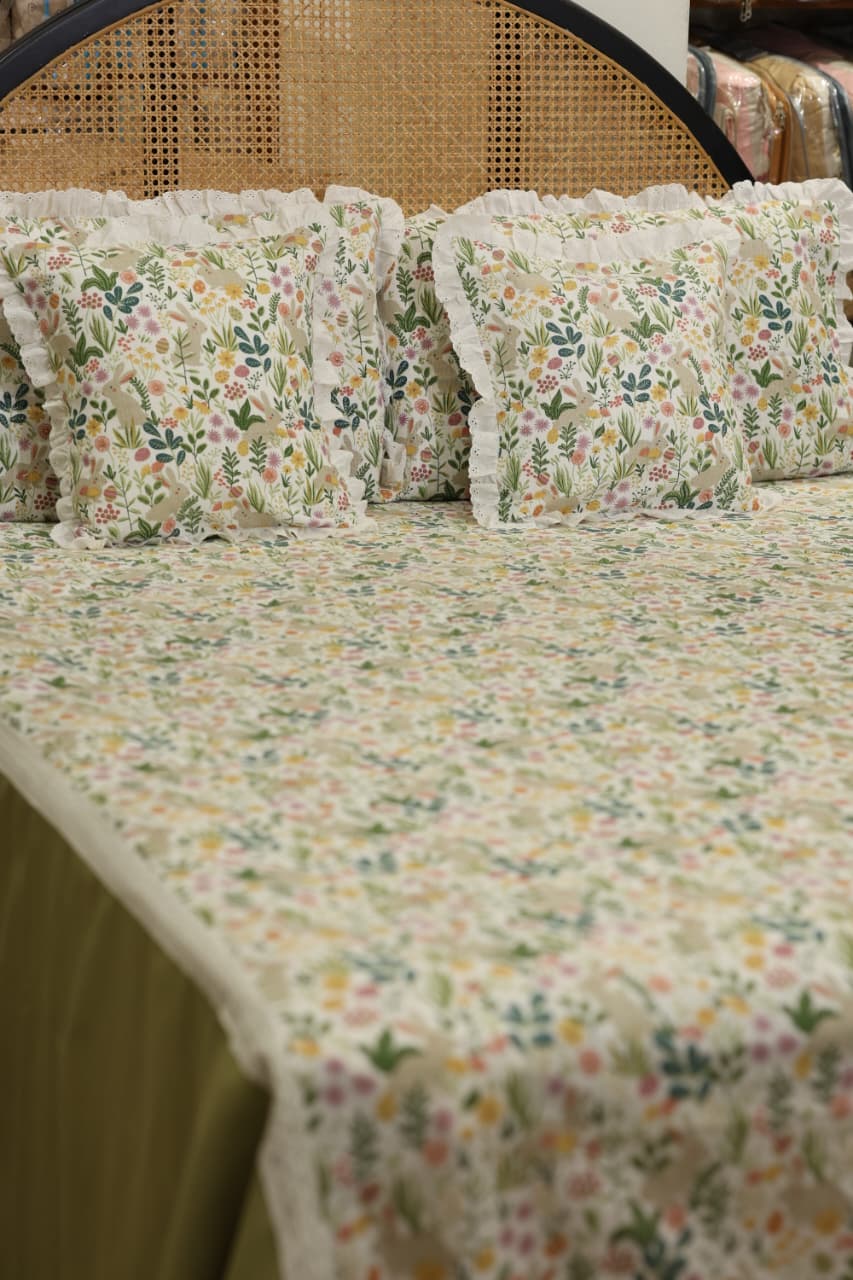Bedsheets - Premium king floral printed lace bedsheet with cushion covers green bud
