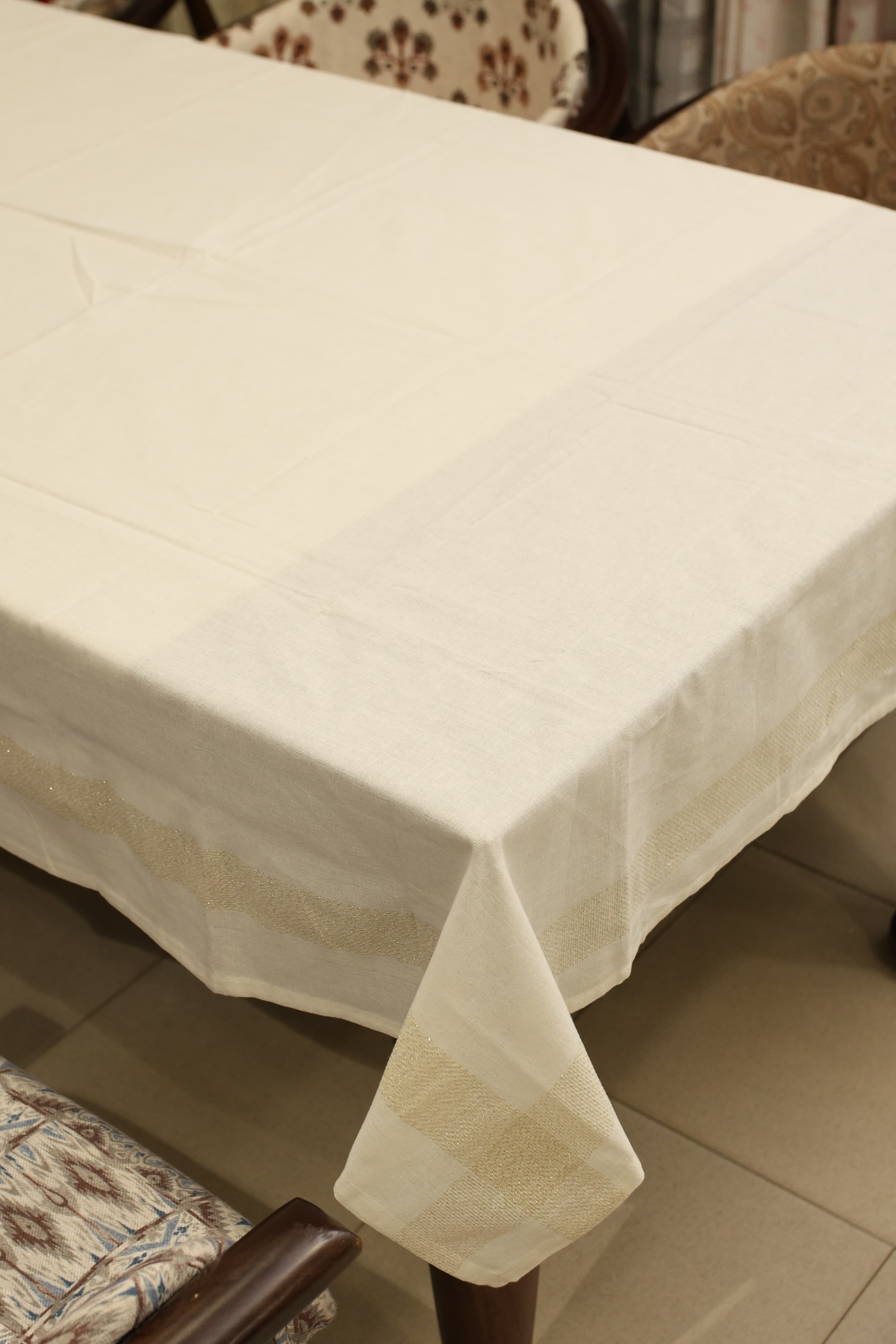Table cloths - 6 seater Xmas edition