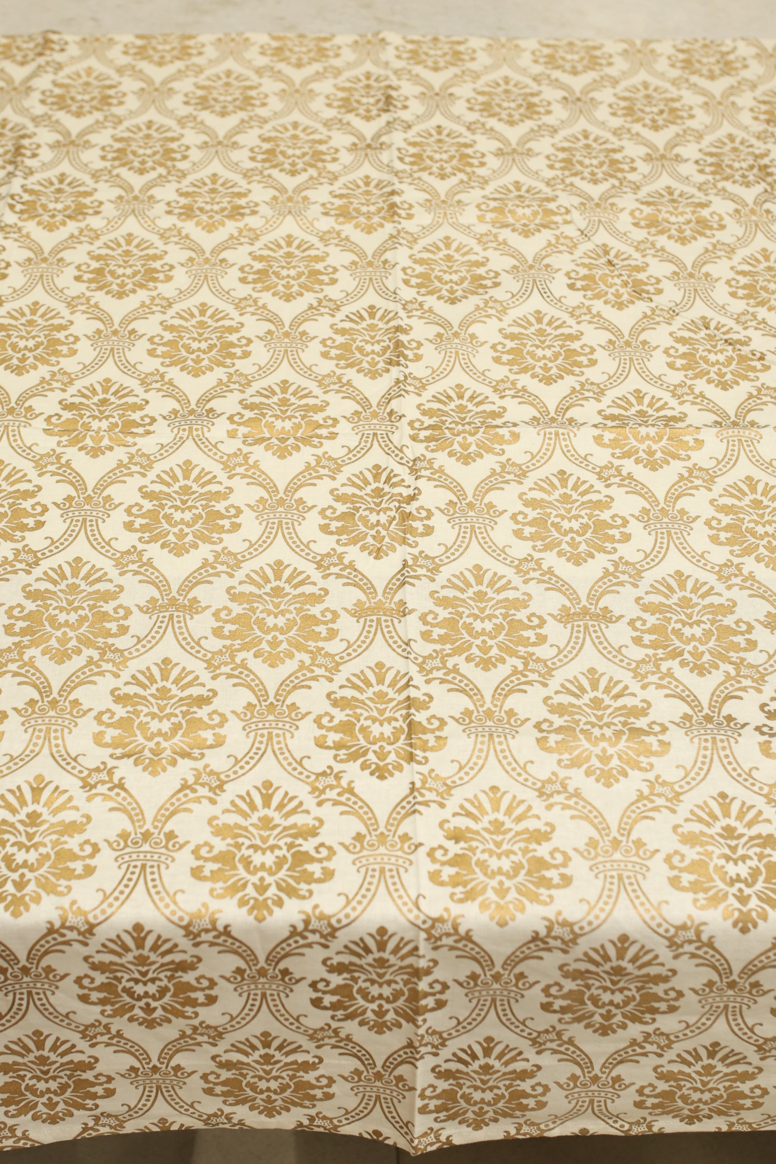 Table cloths - 4 seater Xmas edition