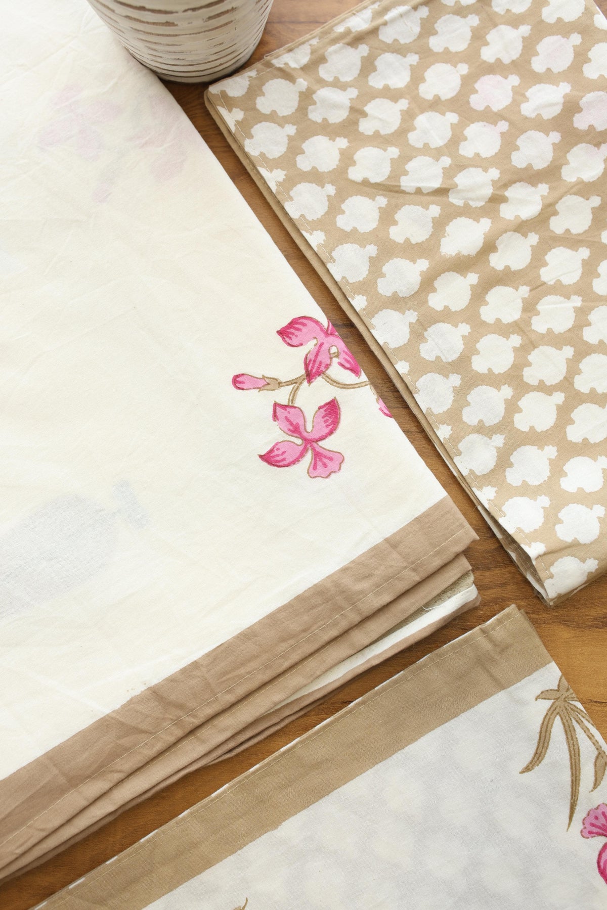 Bedsheets - Handblock queen rajwada print bedsheets