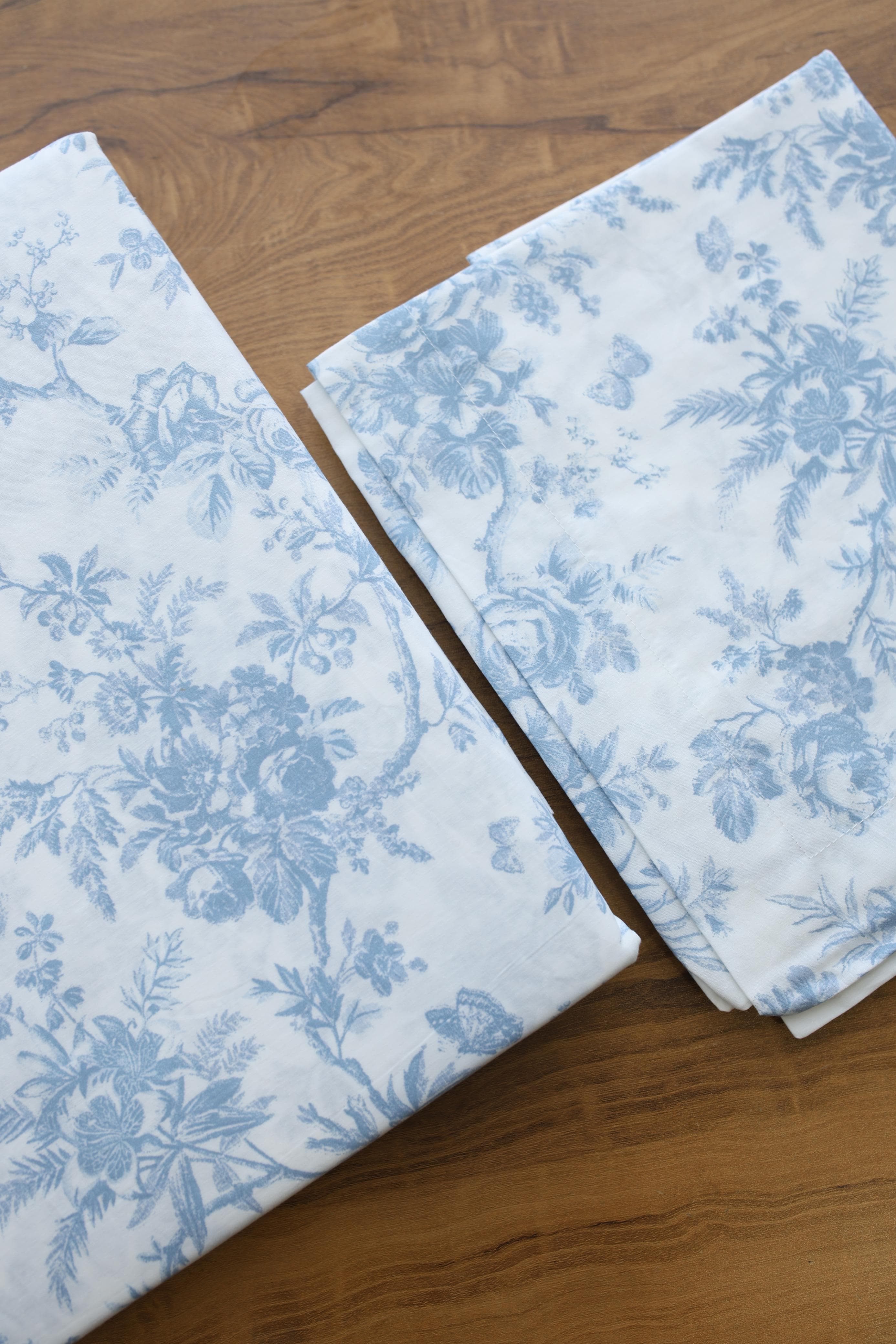 Bedsheets - King soft cotton floral bedsheets Vintana