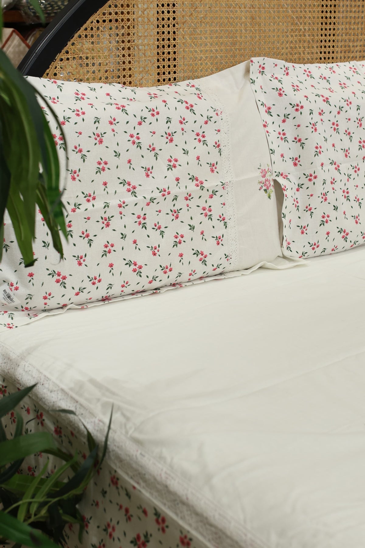 Floral Print & Cross-Stitch Embroidery Handloom Cotton Bedspread Set