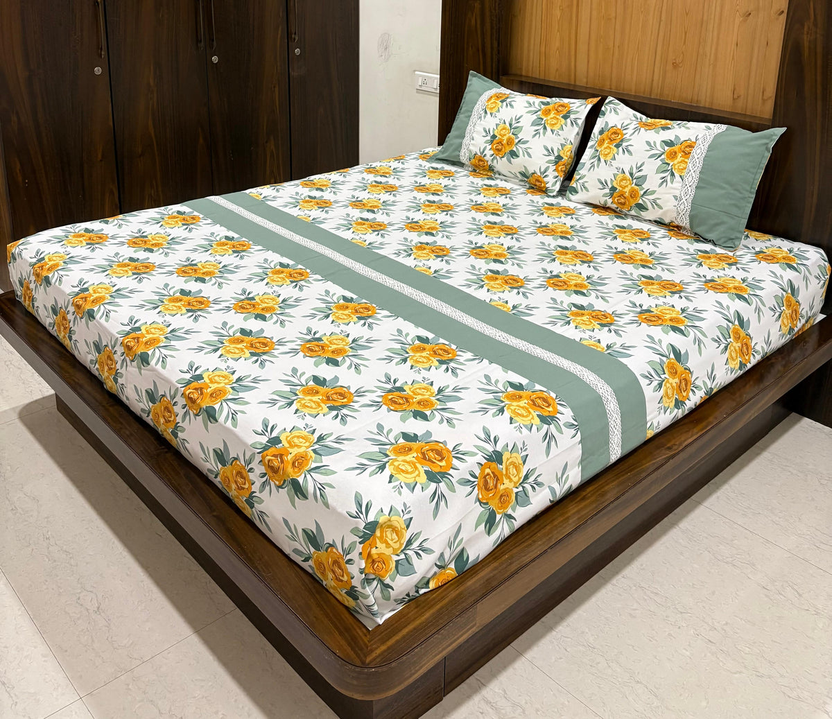 Bedsheets - King premium designer Printed lace bedsheet rotary