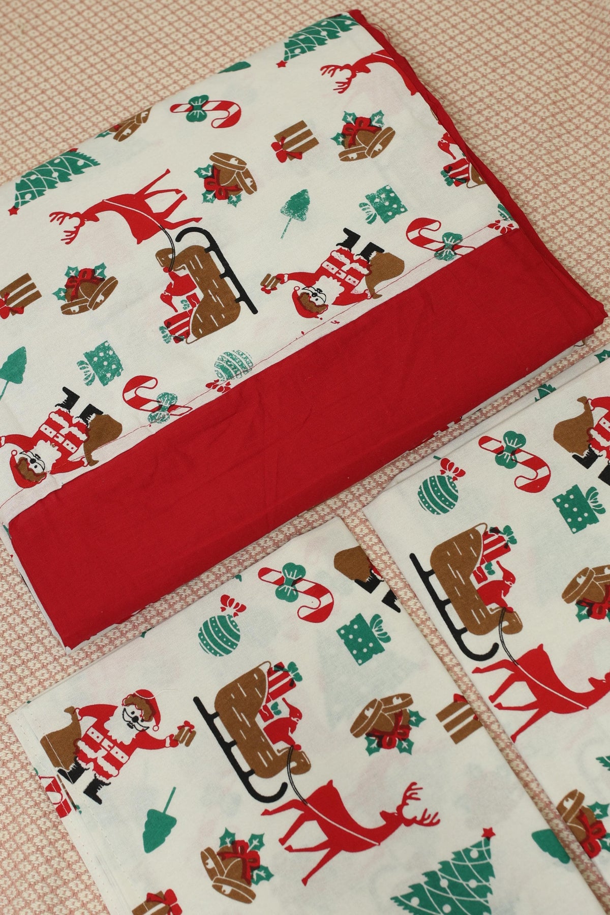 Bedsheets - King daily use border bedsheets