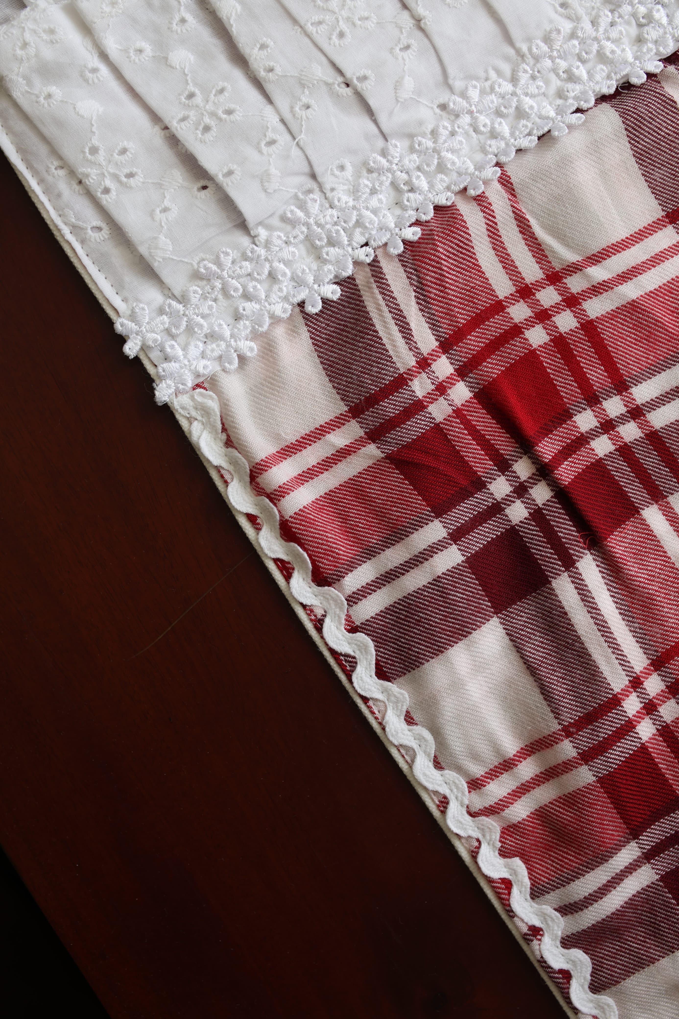 Table runner 8 seater :Xmas edition