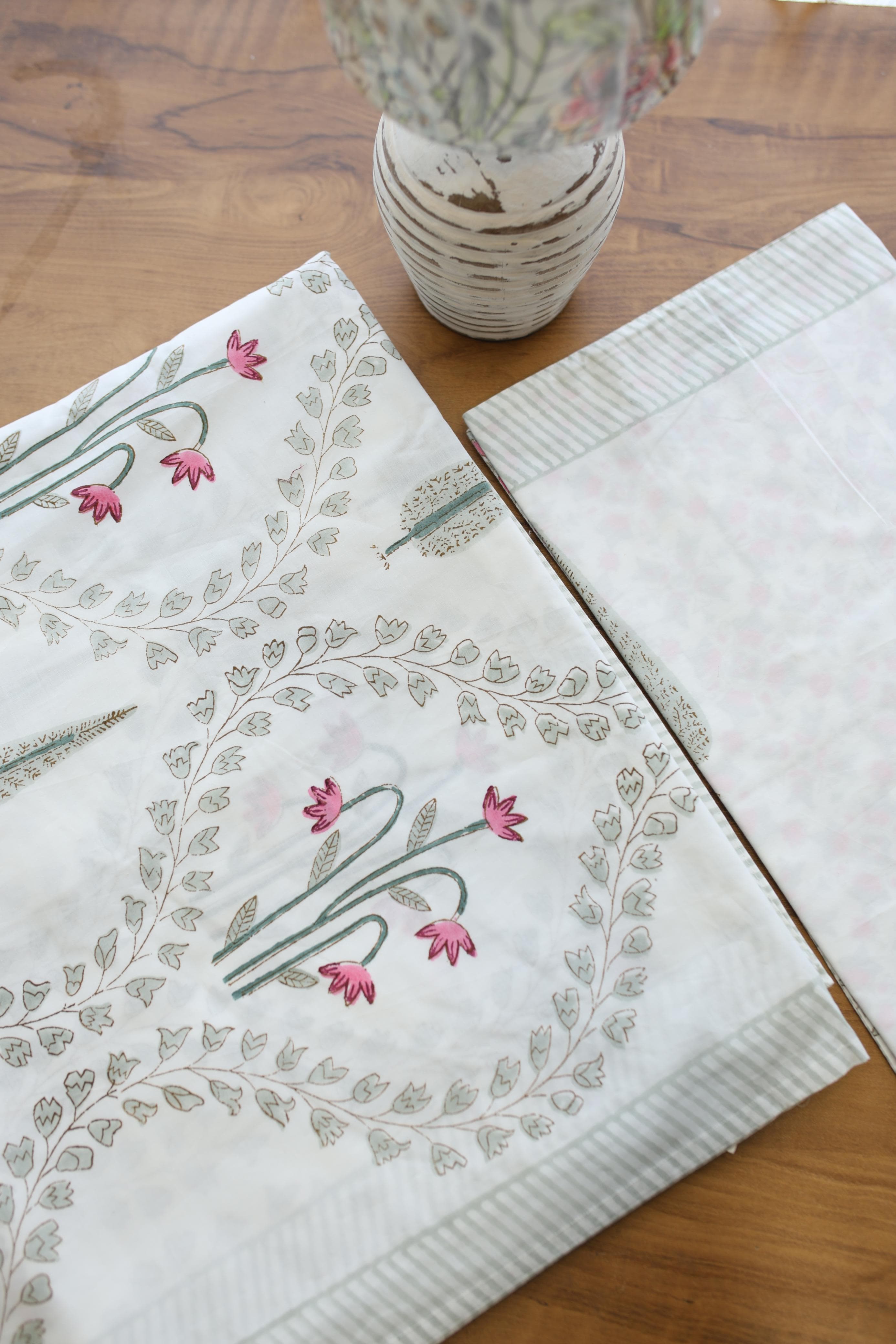 Bedsheets - Premium Super King white lily percale cotton bedsheets