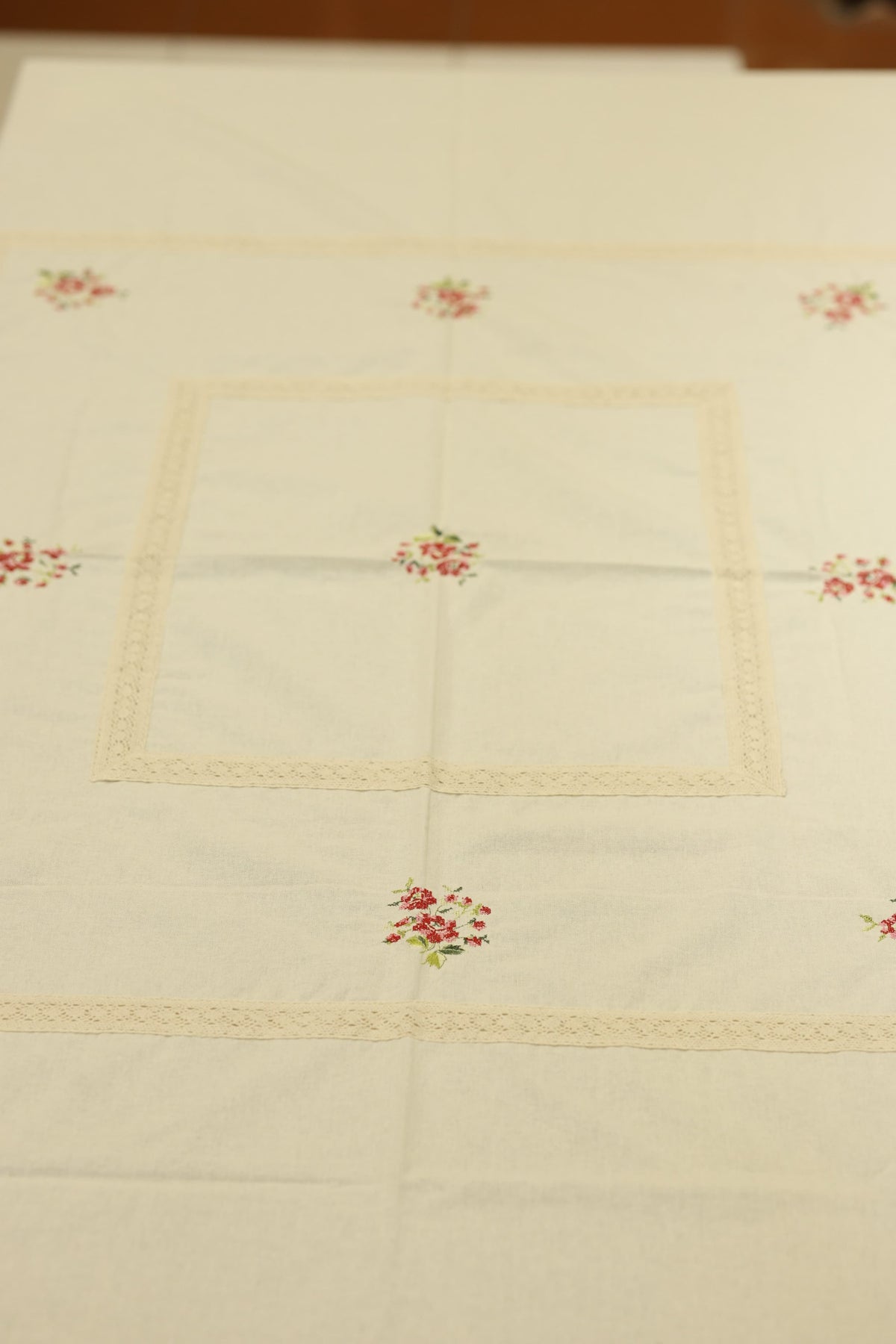 Table cloth - 6 seater cross stitch embroidery