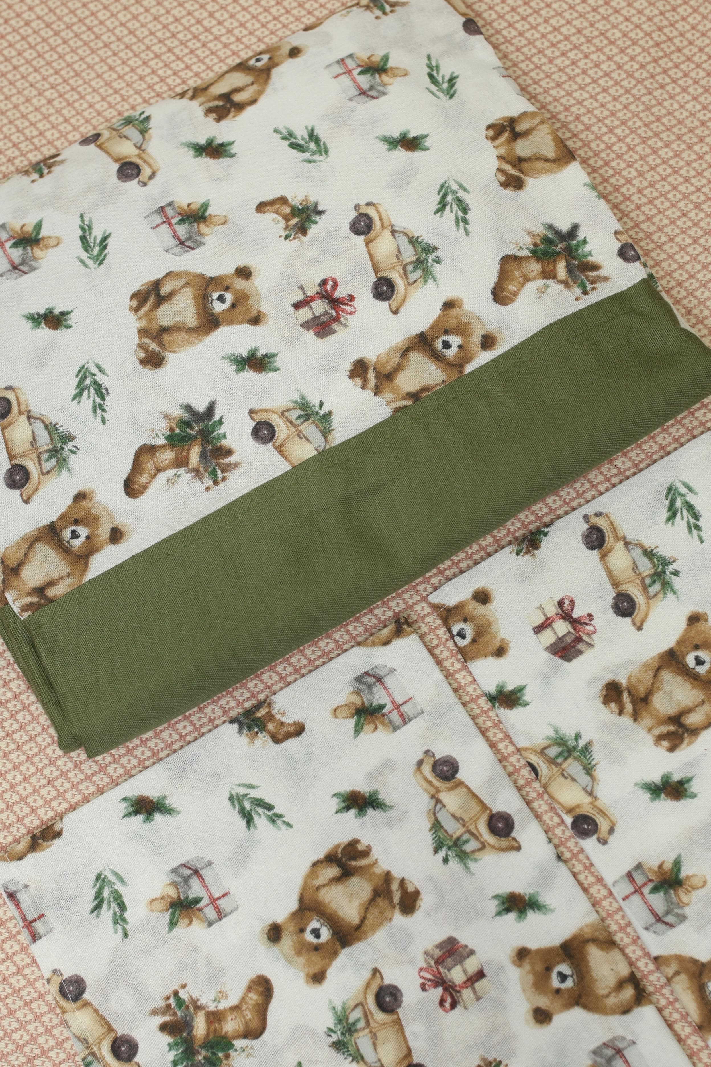 Bedsheets - King daily use border bedsheets