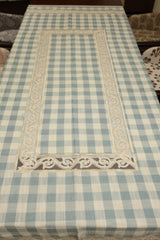 Classic Checkered 6 -Seater Tablecloth with Embroidered Lace Border