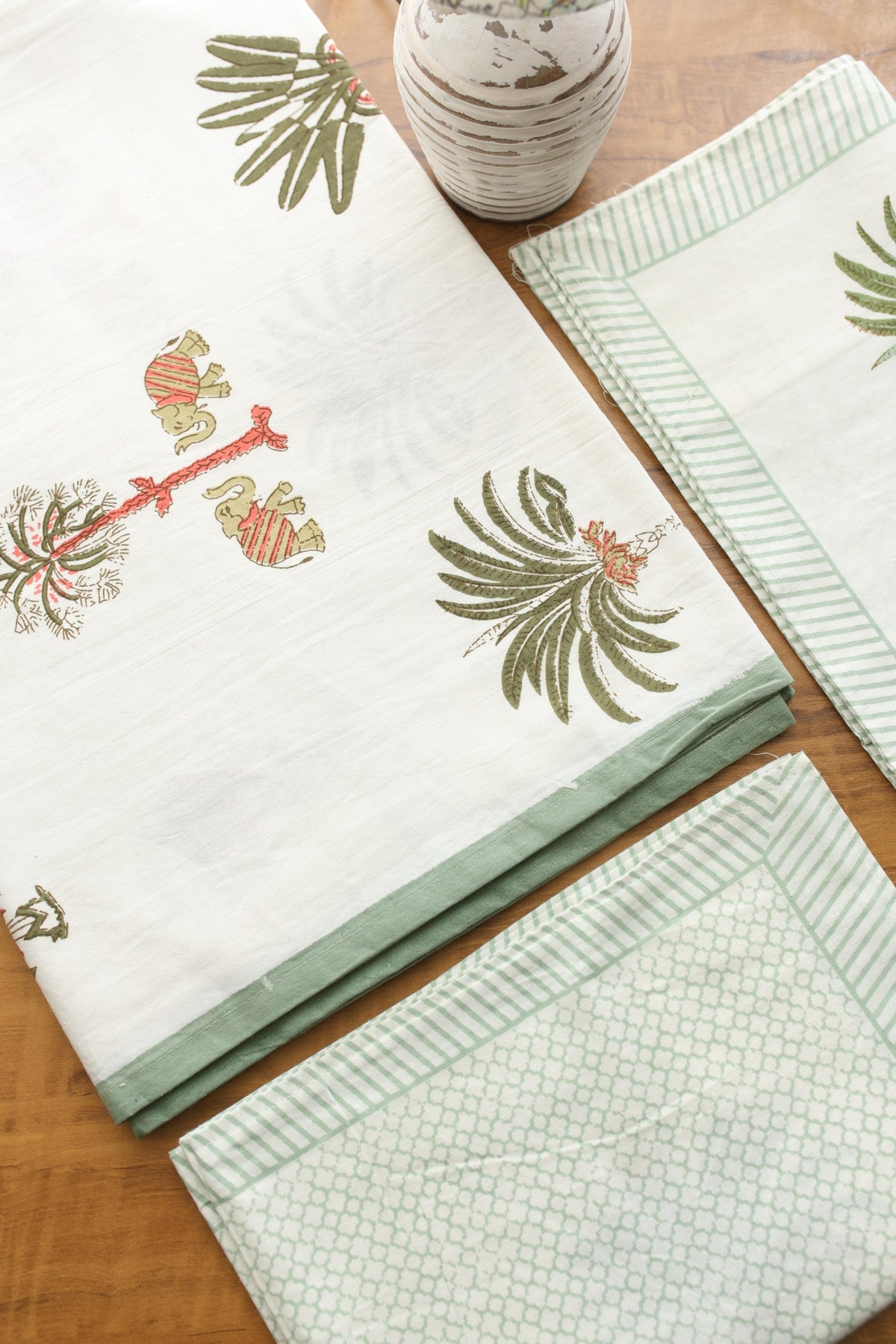 Bedsheets - Handblock queen rajwada print bedsheets