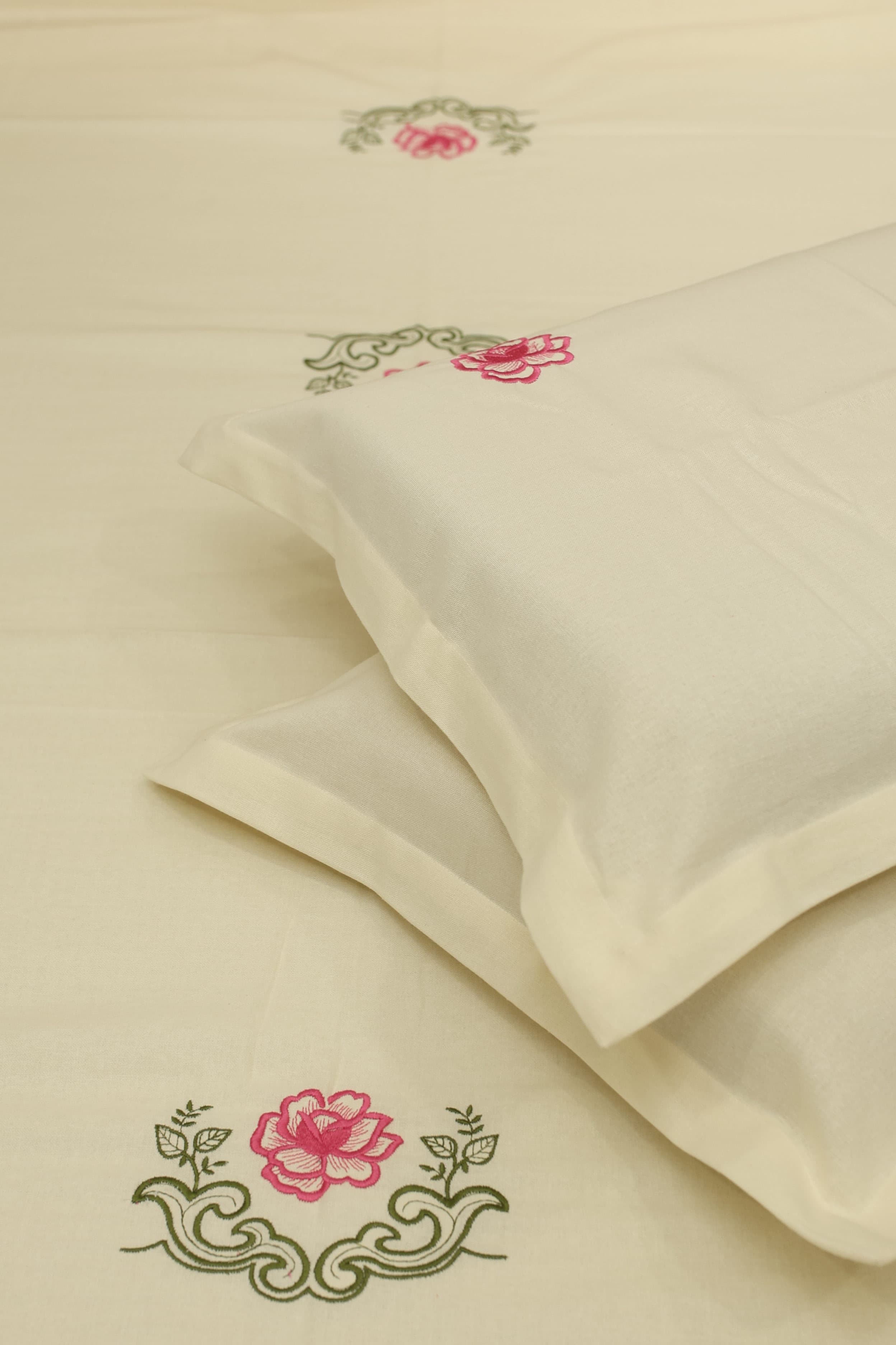Bedsheets - Queen Premium machine embroidery bedspread off white base