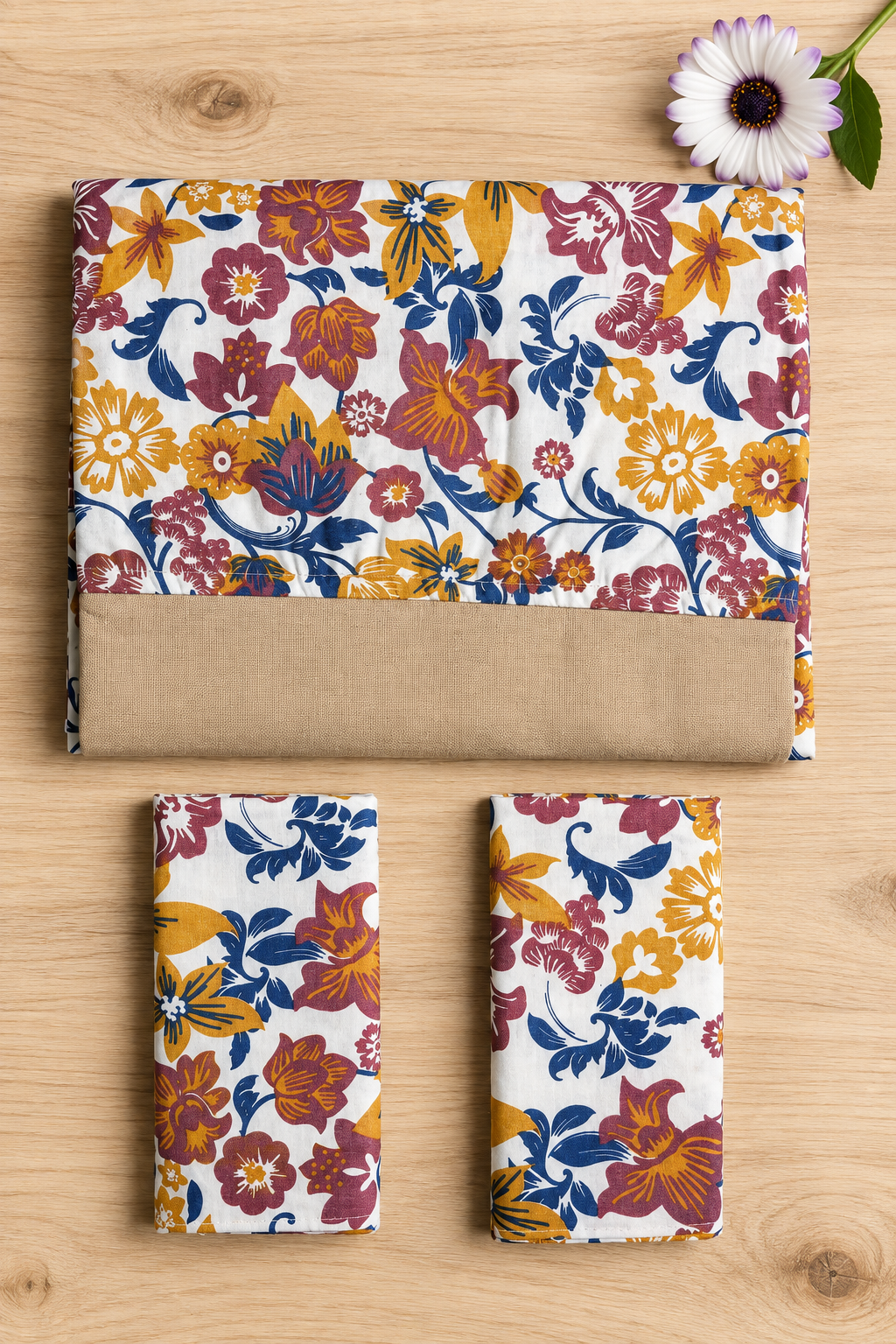 Bedsheets-Queen daily use border bedsheets