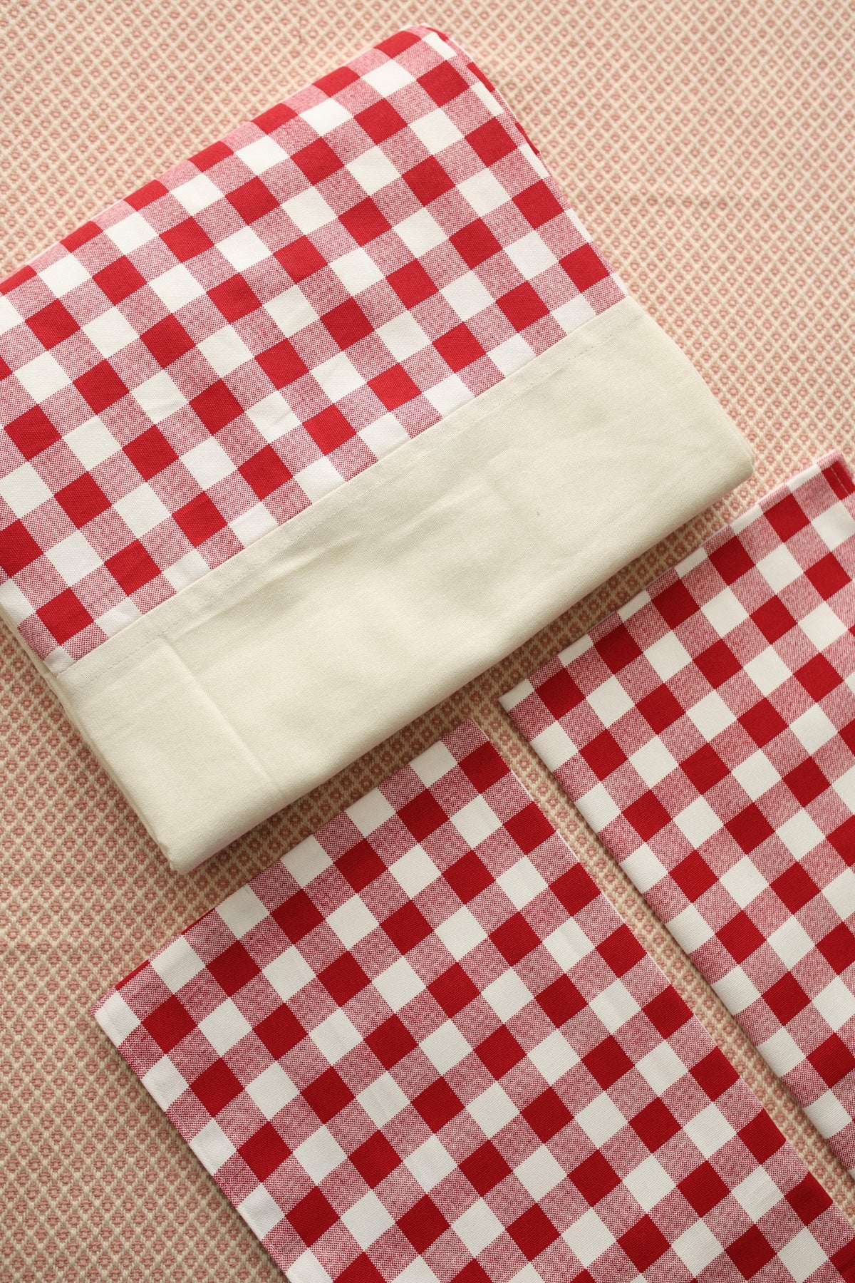 Bedsheets - King daily use border bedsheets