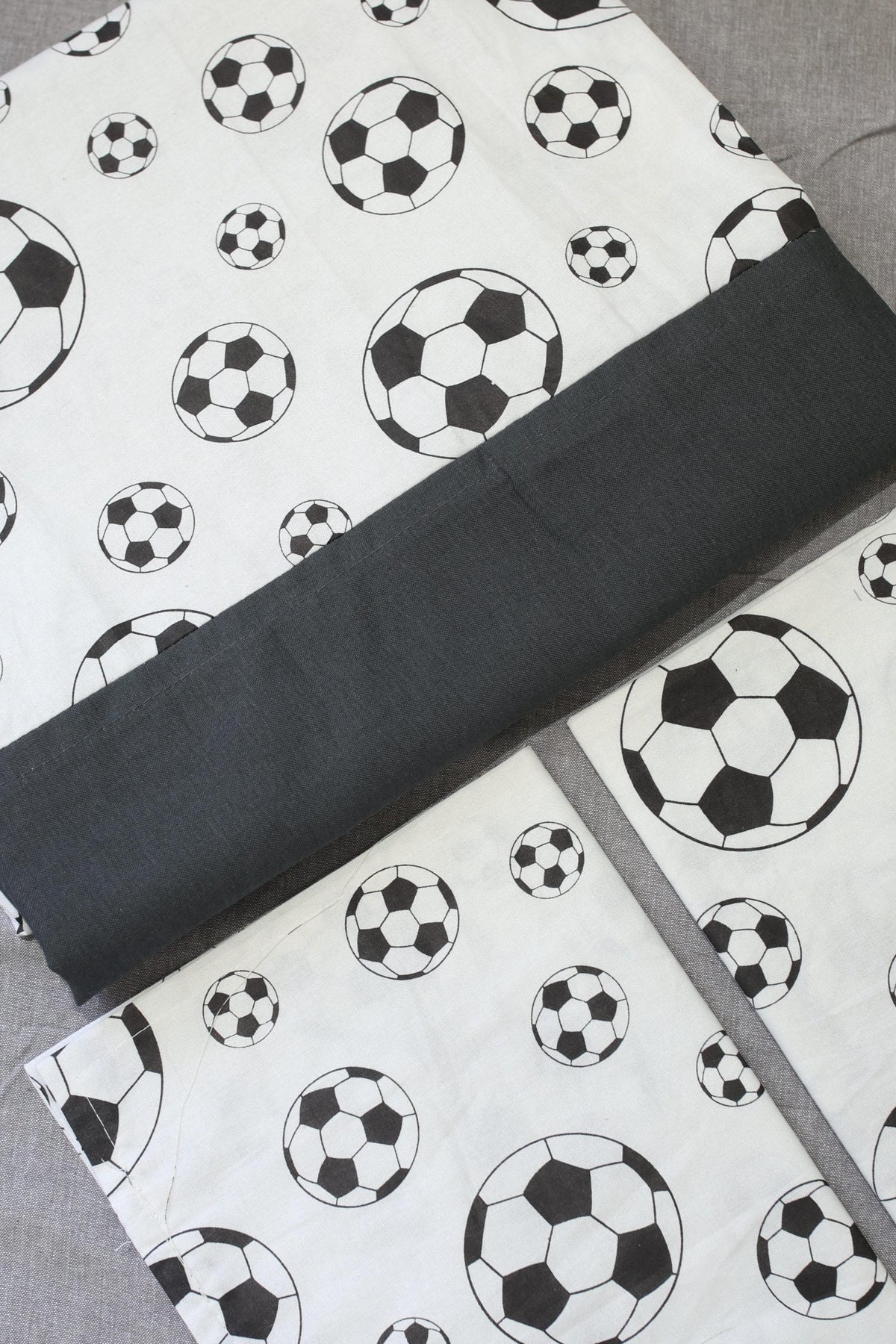 Bedsheets - Queen daily use border bedsheets