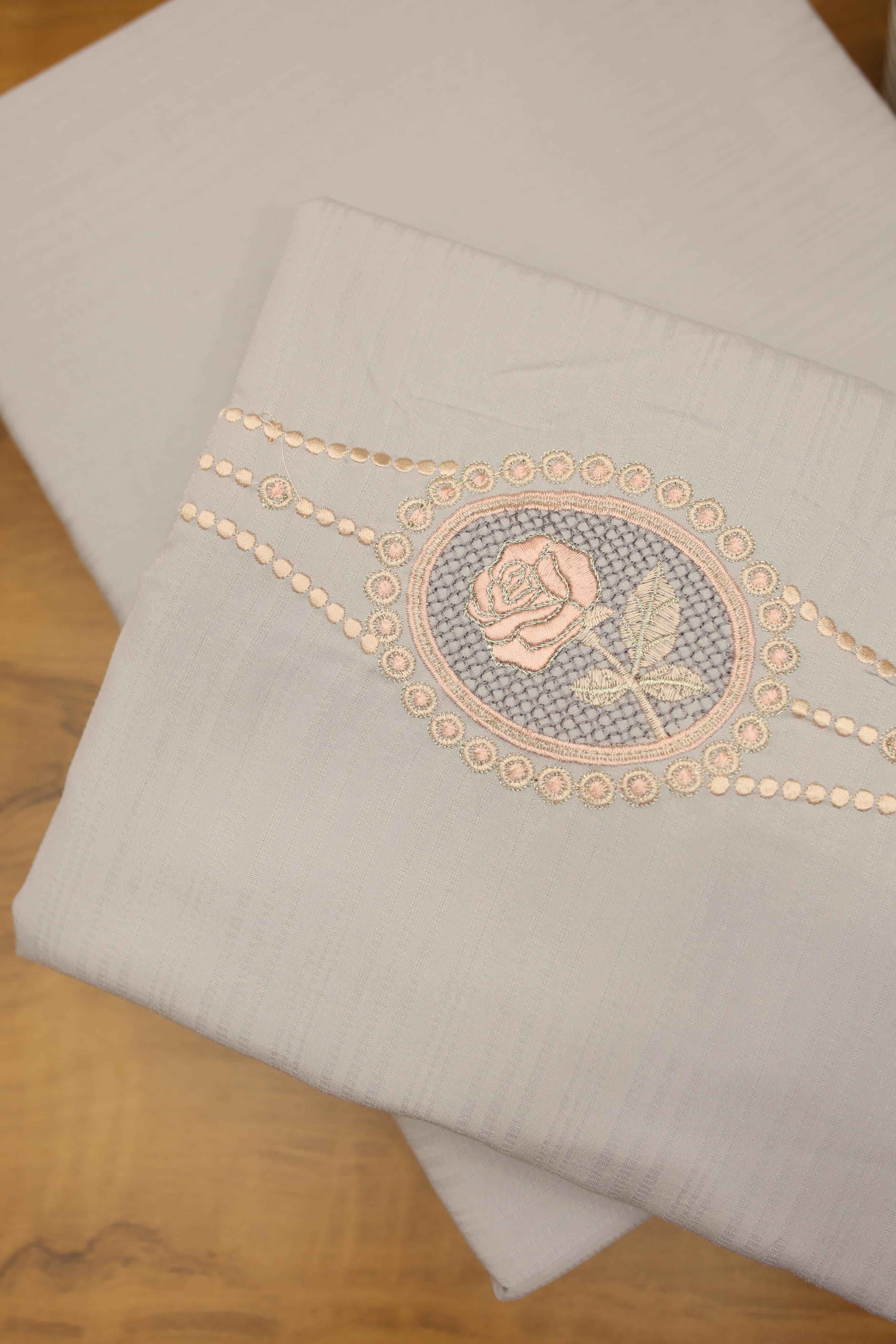 Bedsheets - Queen Premium Embroidery Bedsheet – Blush Rose Solid