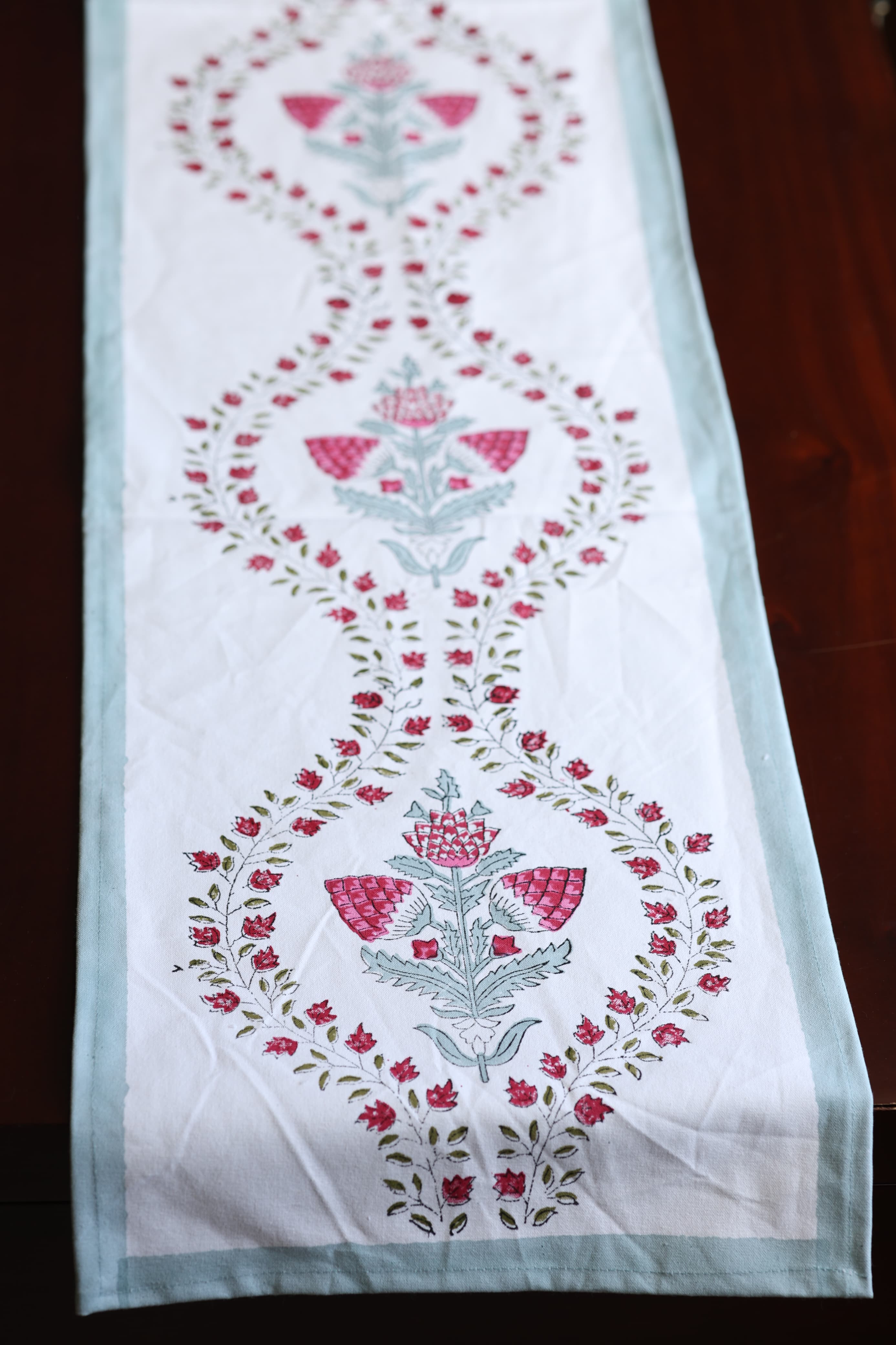 TABLE SET