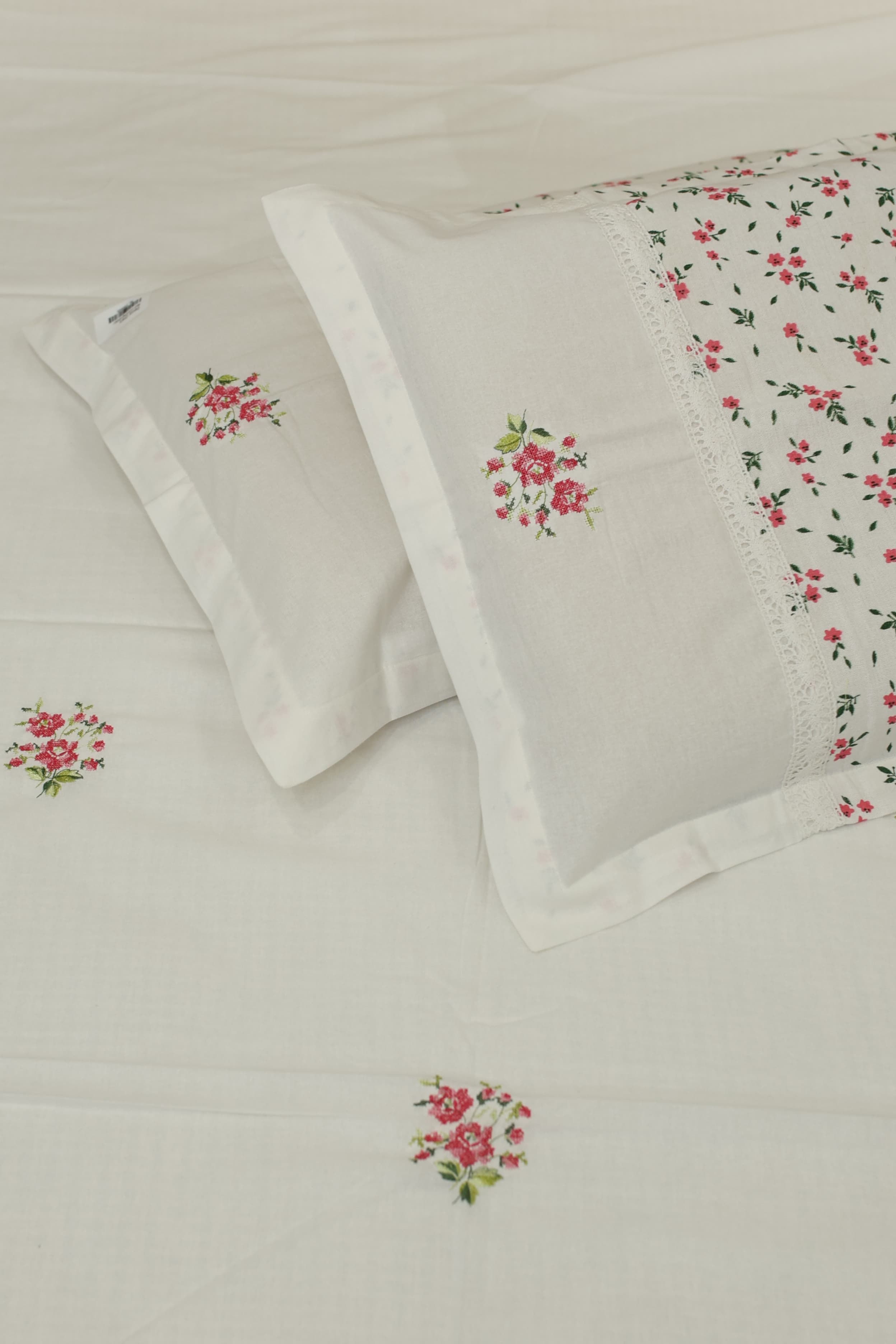 Floral Print & Cross-Stitch Embroidery Handloom Cotton Bedspread Set