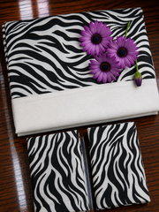 Bedsheets - King daily use border bedsheets