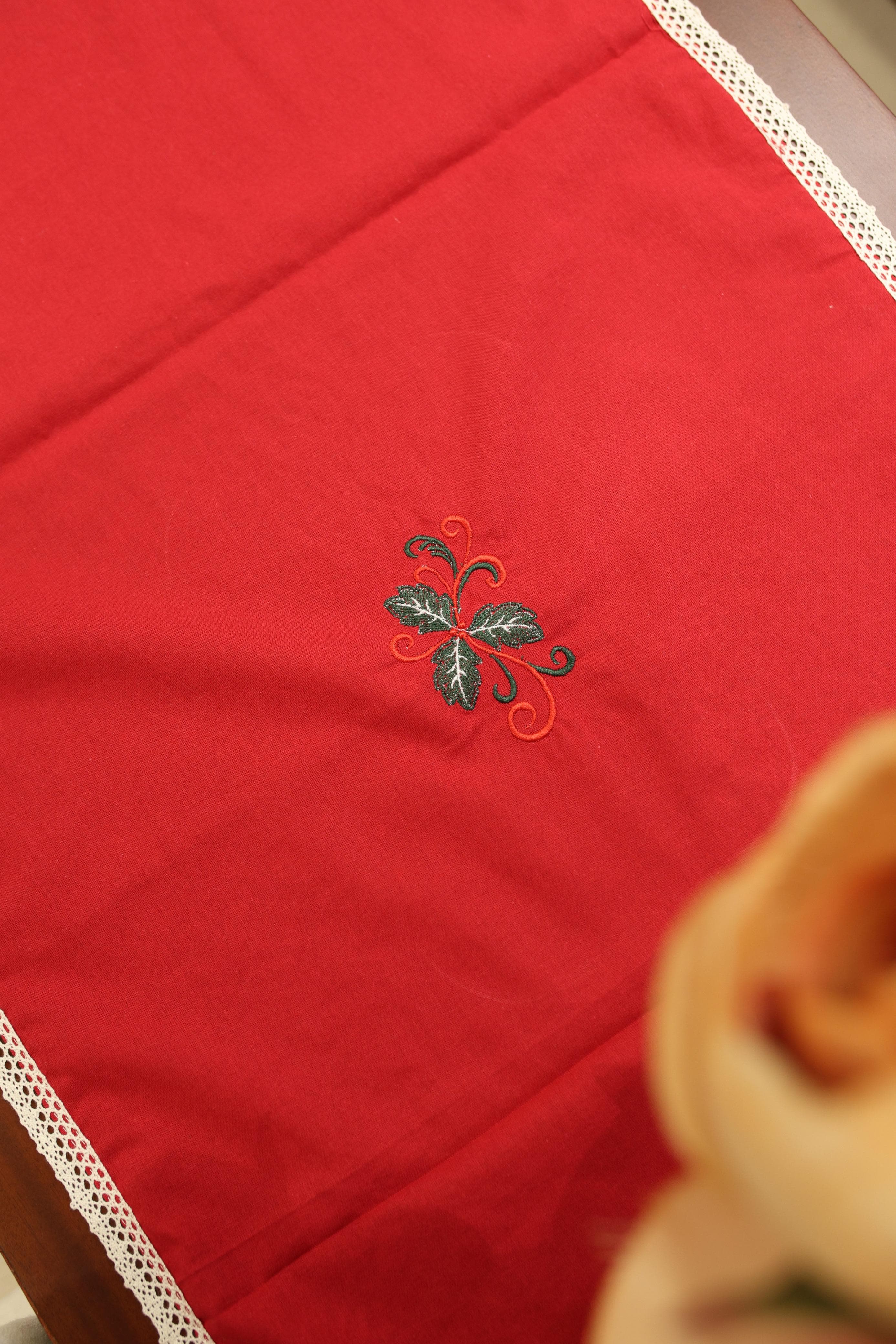 Table runner 8 seater :Xmas edition