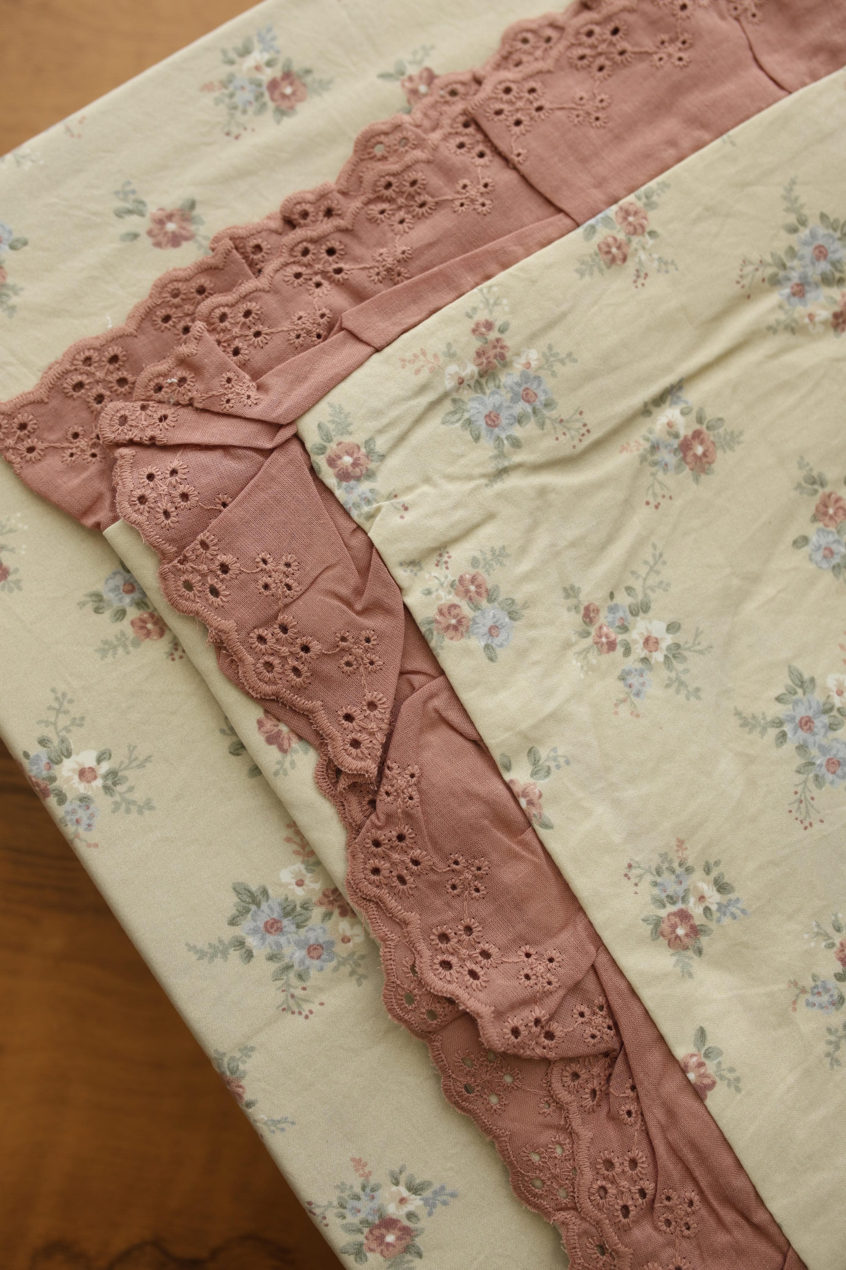 Bedsheets - Premium King soft cotton lace bedsheets majestic