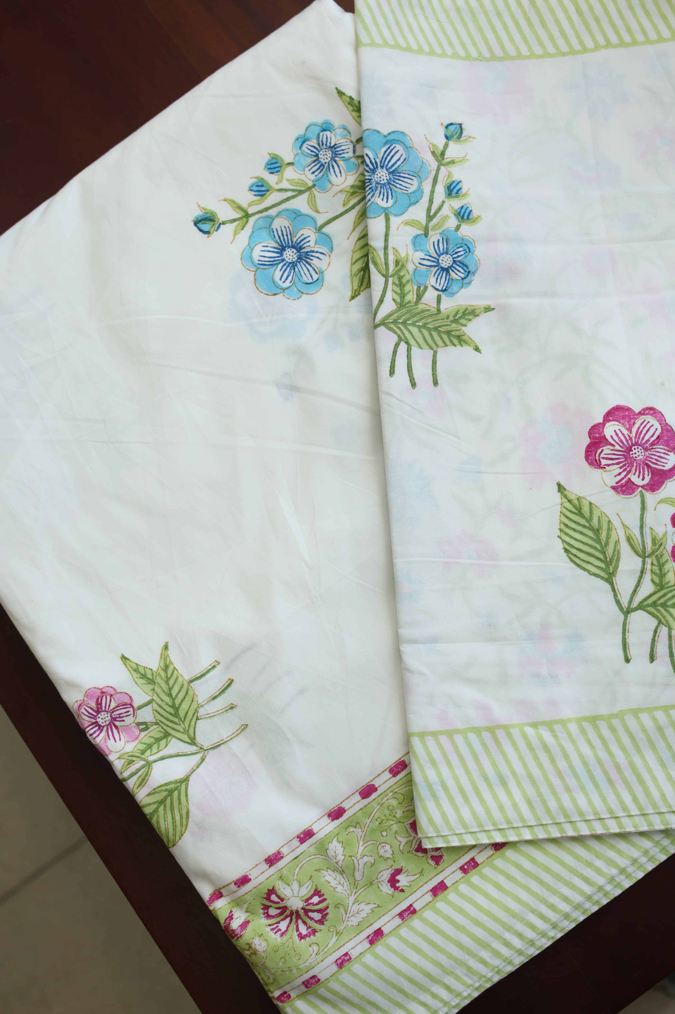 Bedsheets - King percale cotton handblock white lily  bedsheets