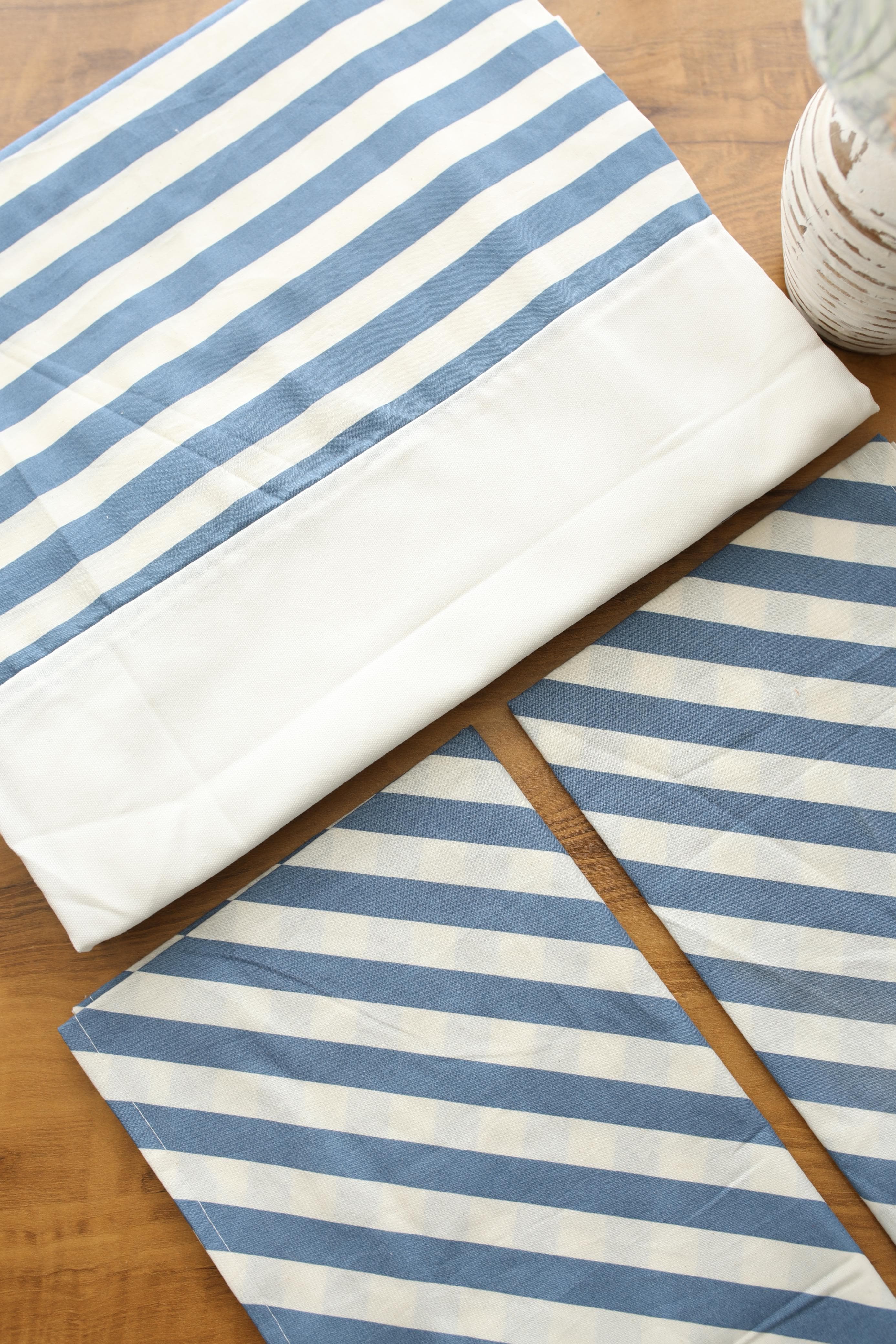 Bedsheets - Queen daily use border bedsheets