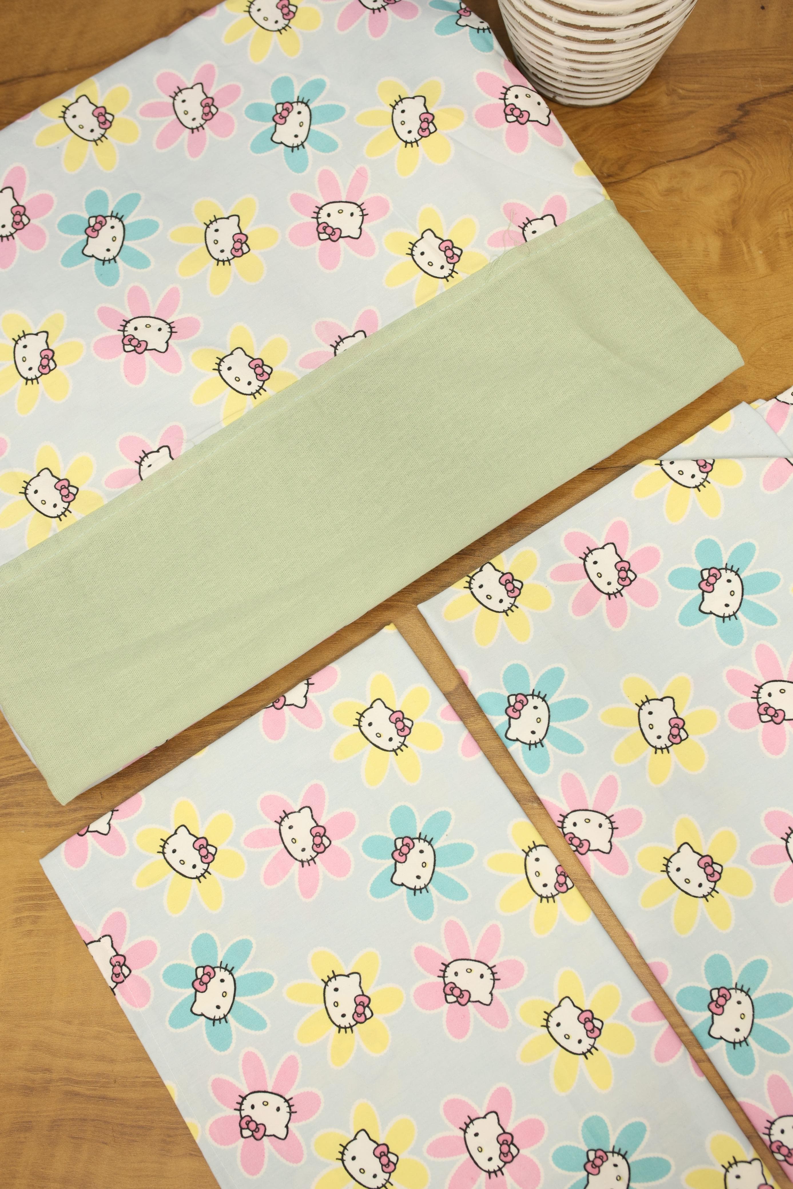 Bedsheets - Queen daily use border bedsheets