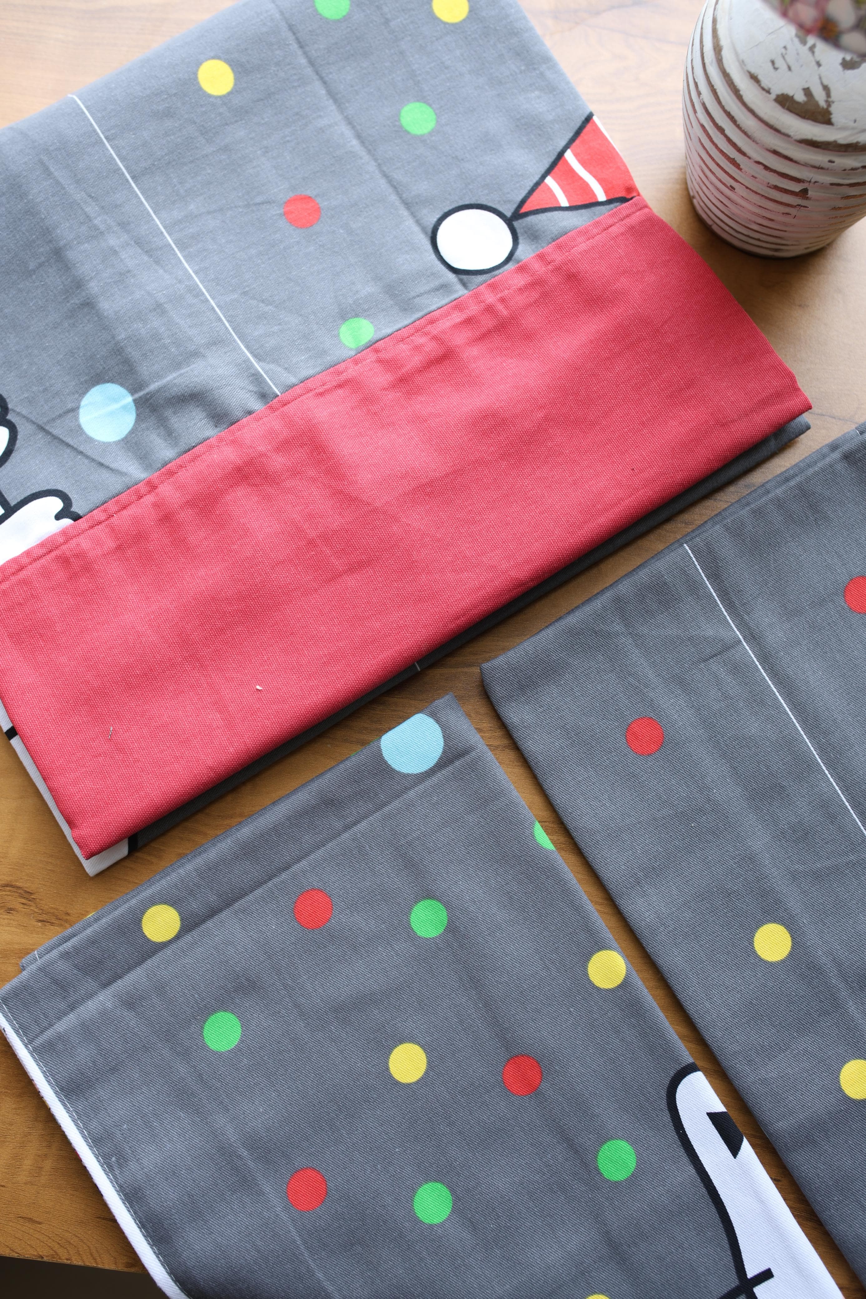 Bedsheets - Single daily use border bedsheets