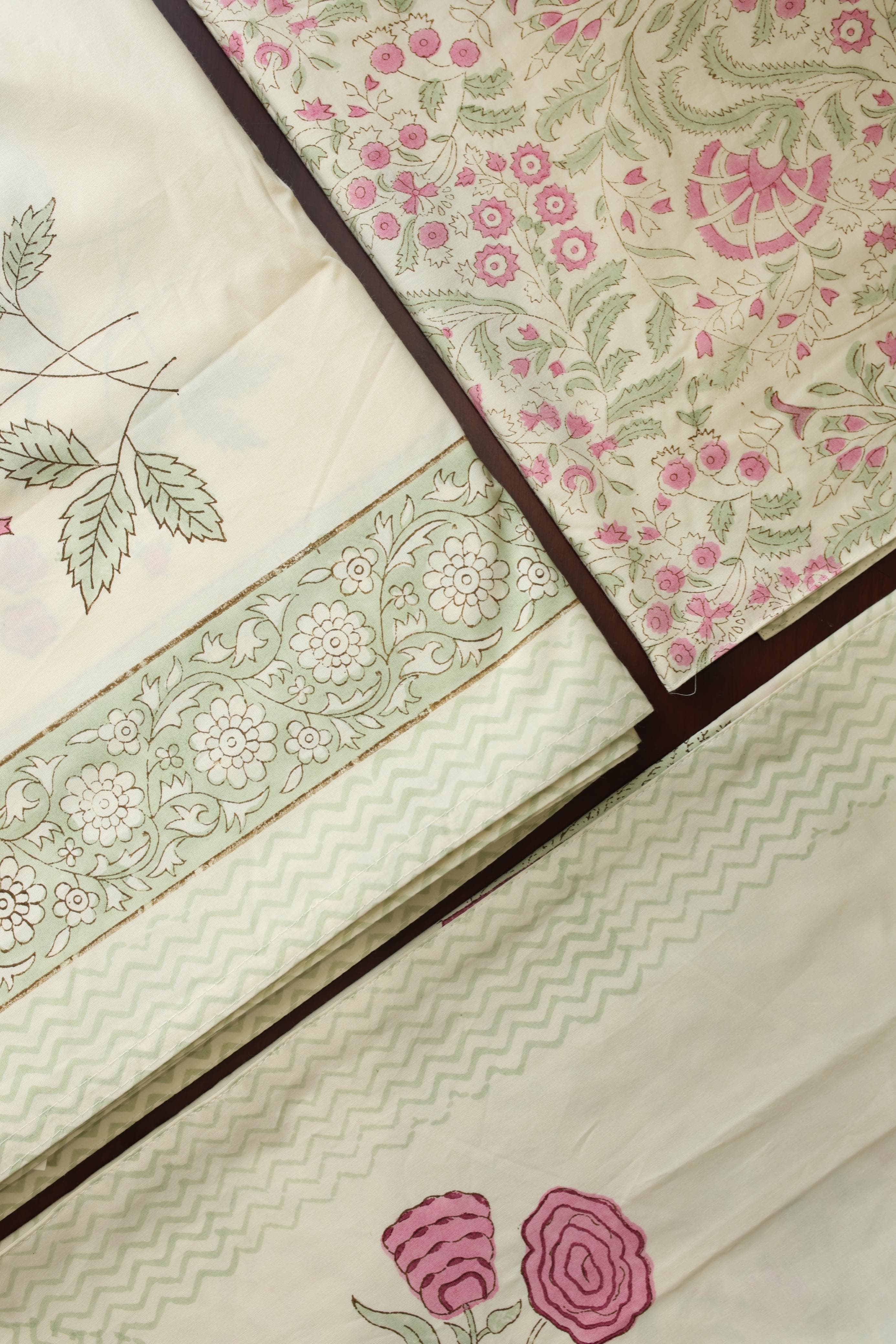 Bedsheets - King percale cotton handblock white lily  bedsheets