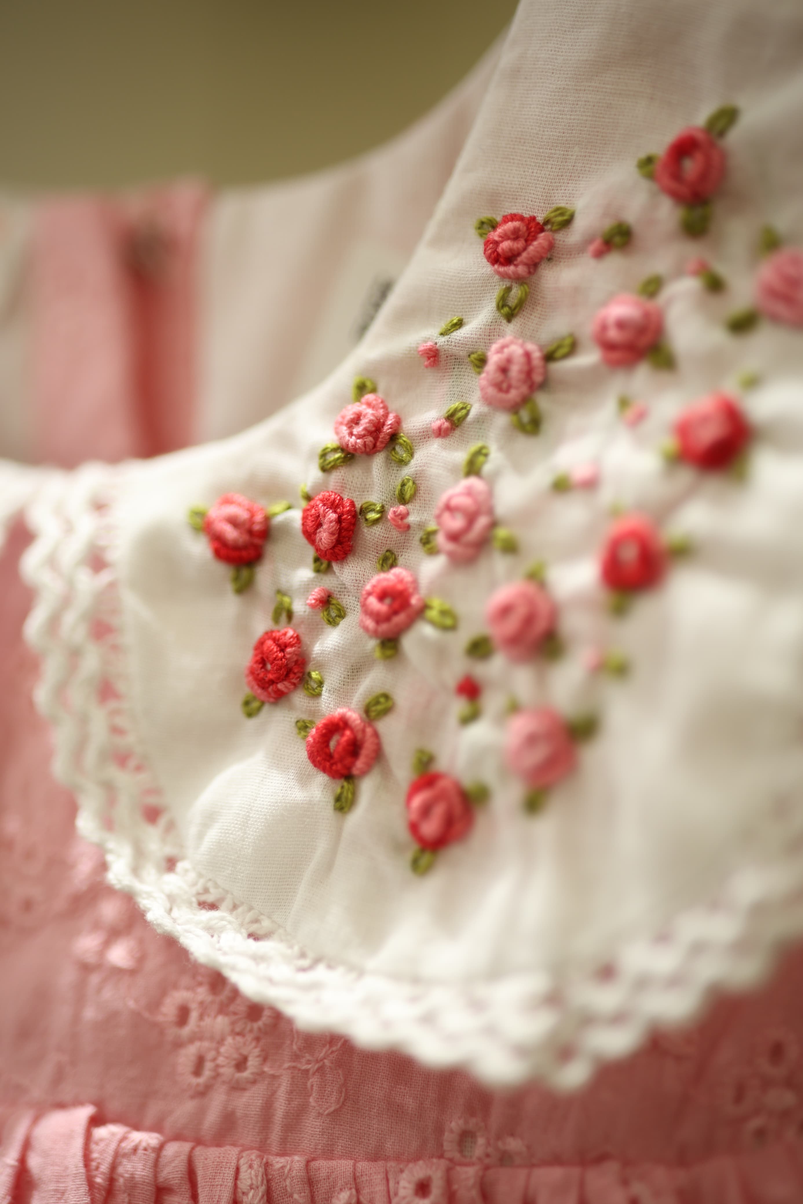 Kids dress - Hakoba with embroidery 10-12 months