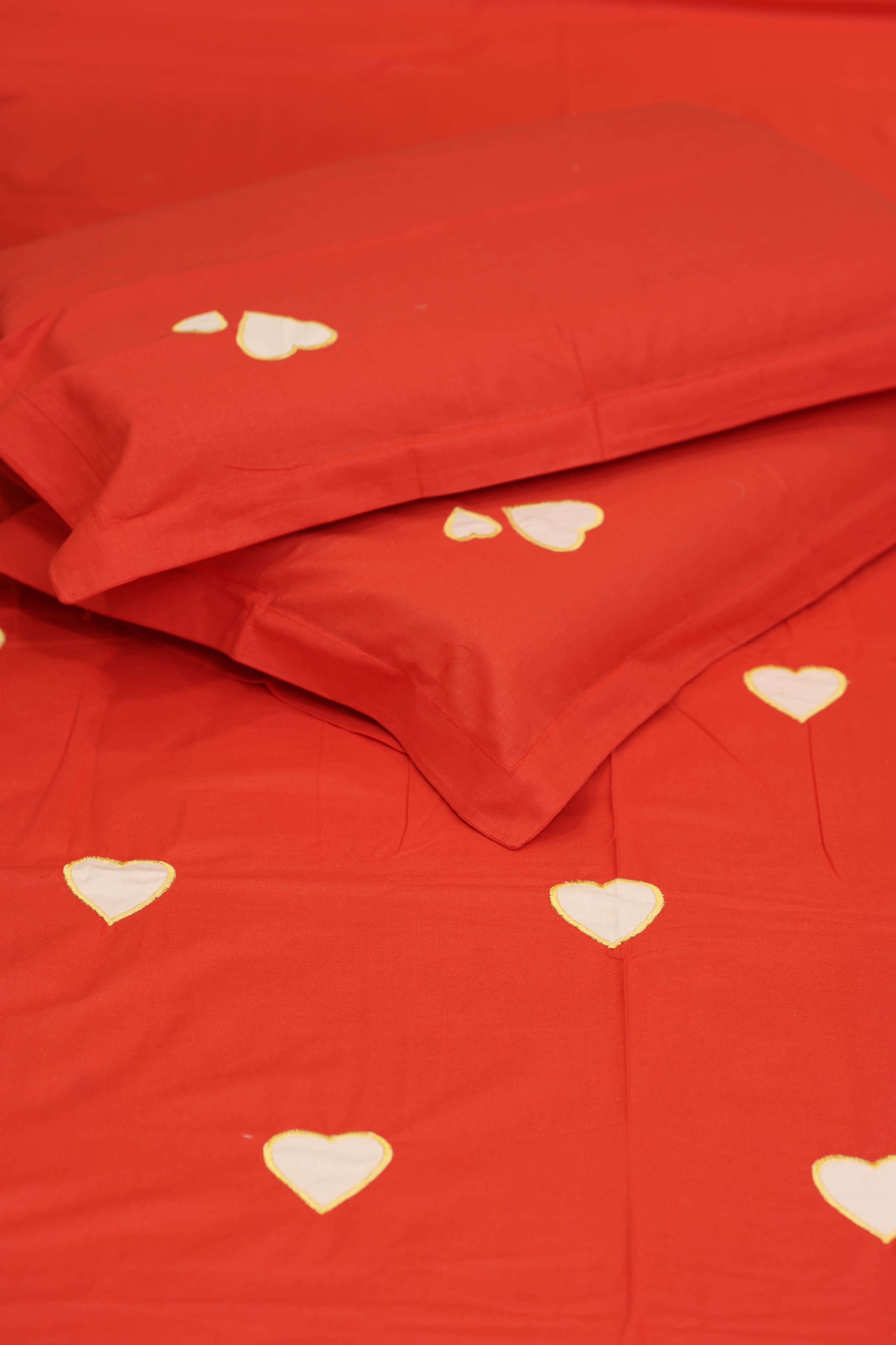 Bedsheets - Queen Premium Machine embroidery bedsheets MEQ