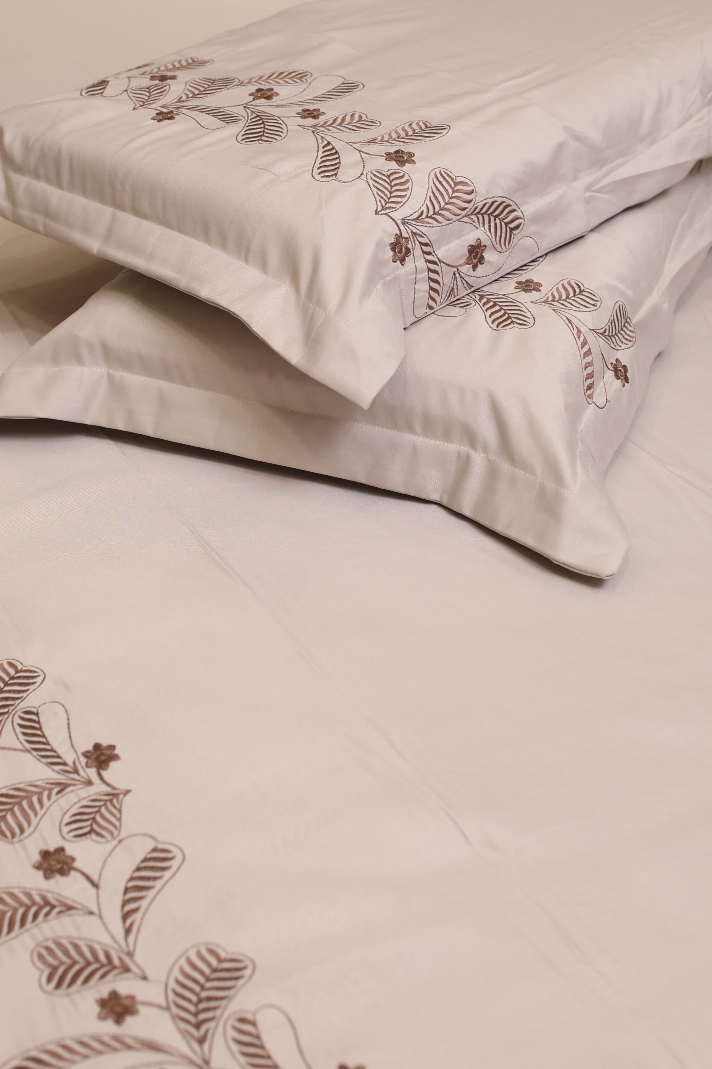 Elegant Embroidery Queen Bedsheet Set MEQ
