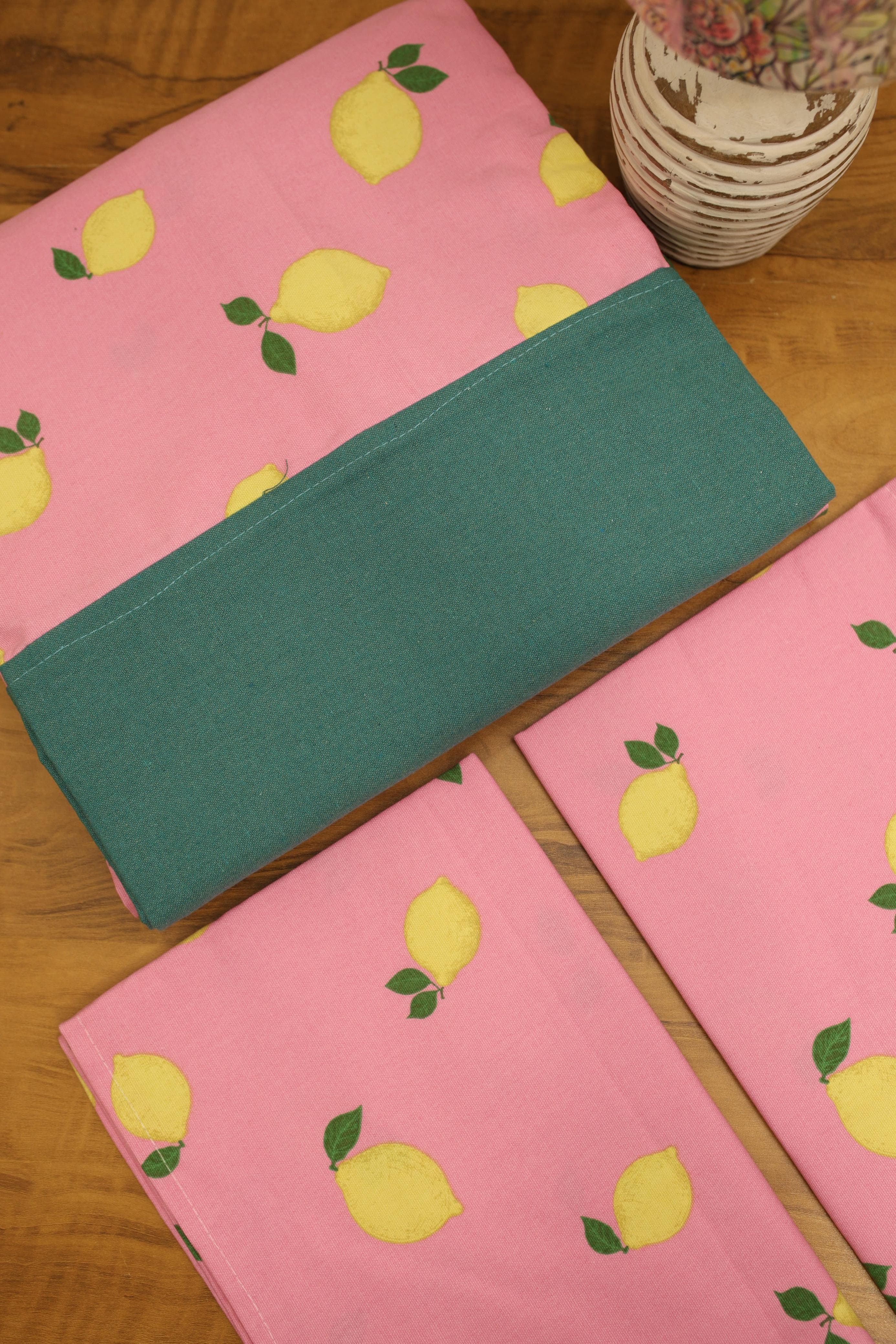 Bedsheets - King daily use border bedsheets