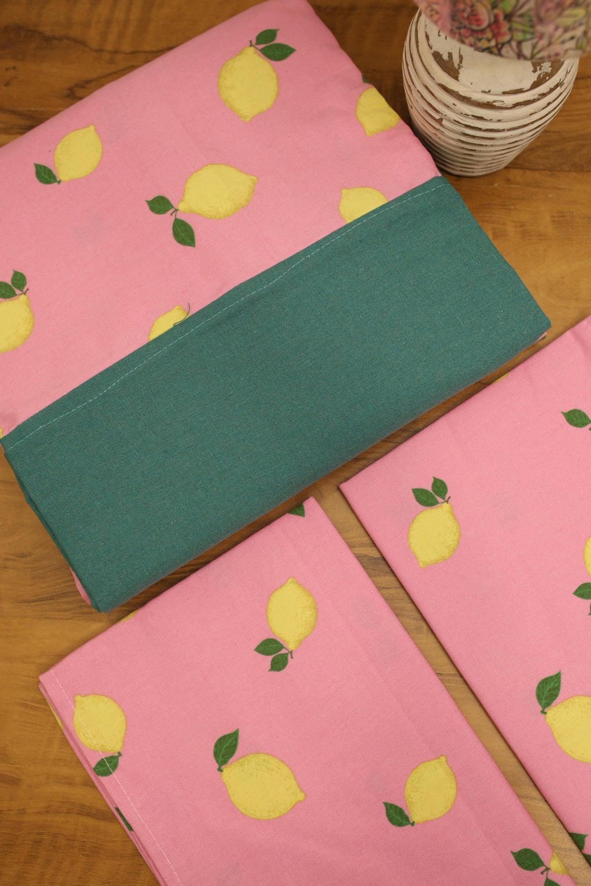 Bedsheets - King daily use border bedsheets