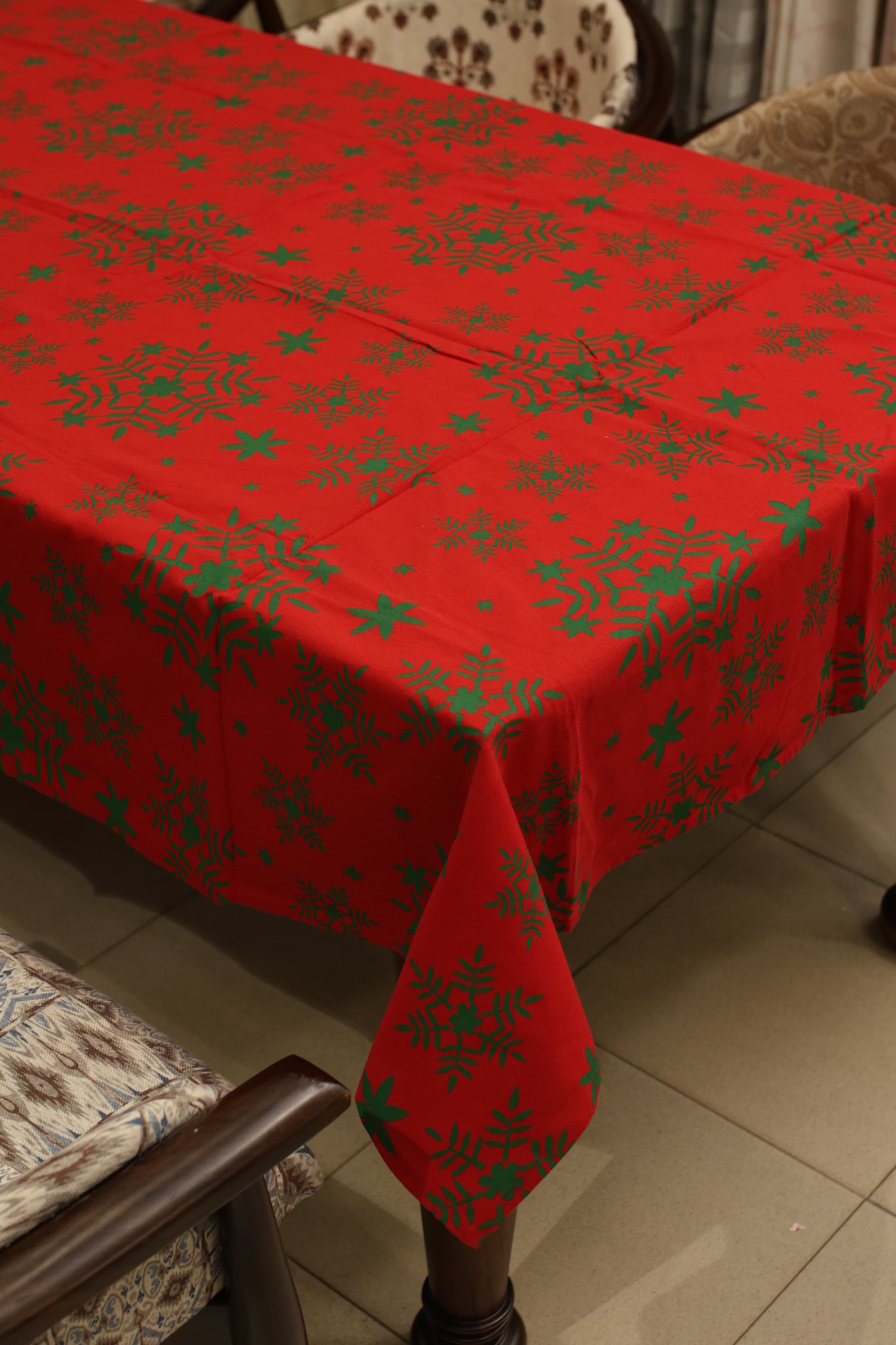 Table cloths - 6 seater Xmas edition