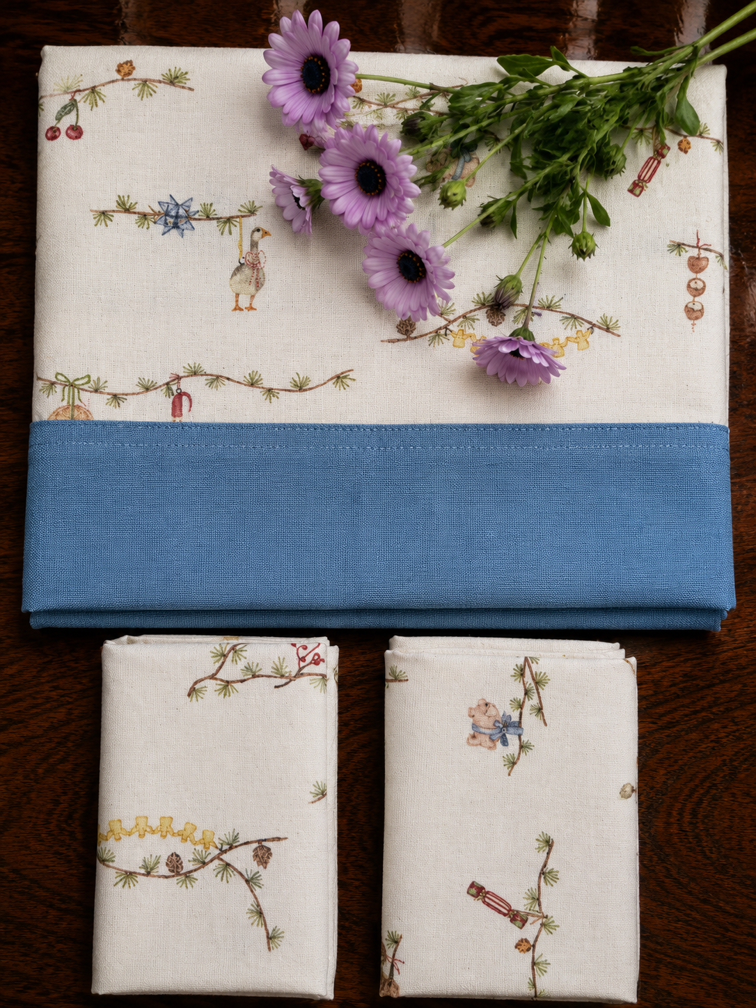 Bedsheets - King daily use border bedsheets