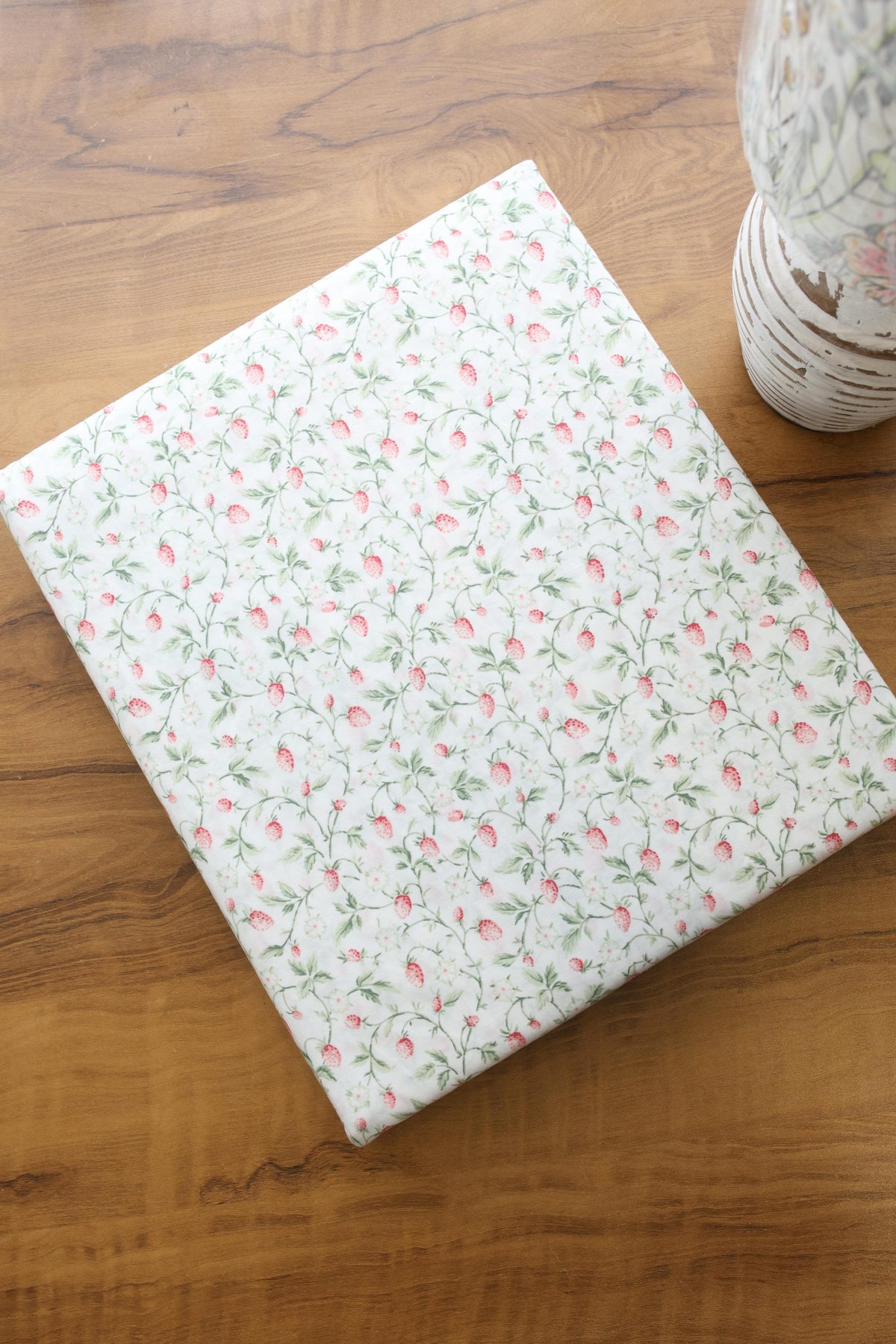 Bedsheets - King soft cotton floral bedsheets Vintana