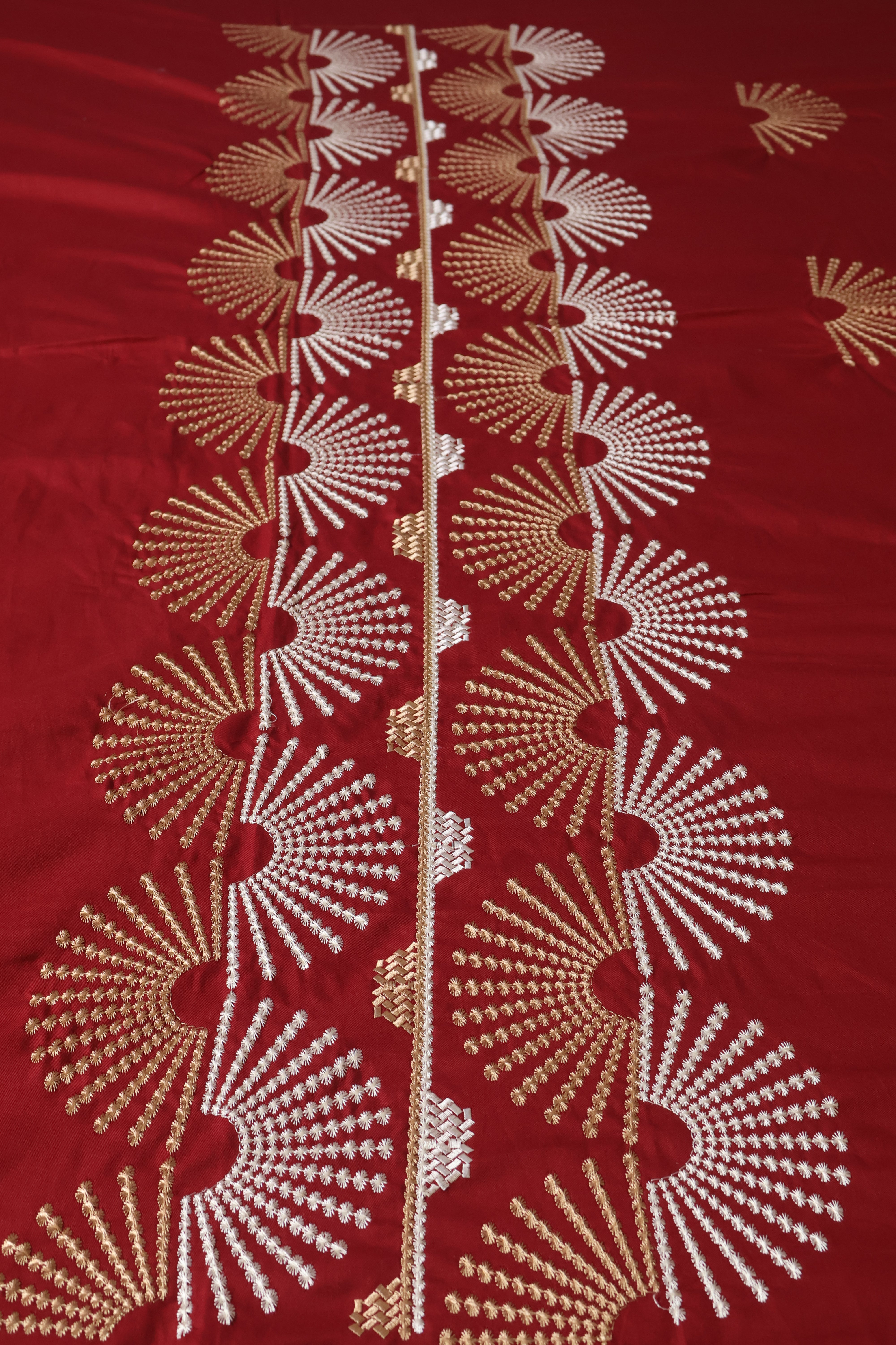 Bedsheets - King Machine embroidery bedsheets MEK