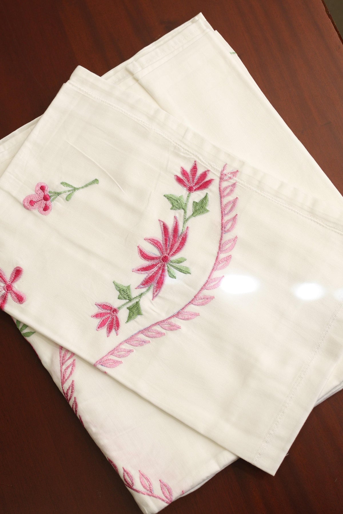 Bedsheets - single size premium machine embroidery bedsheets MES