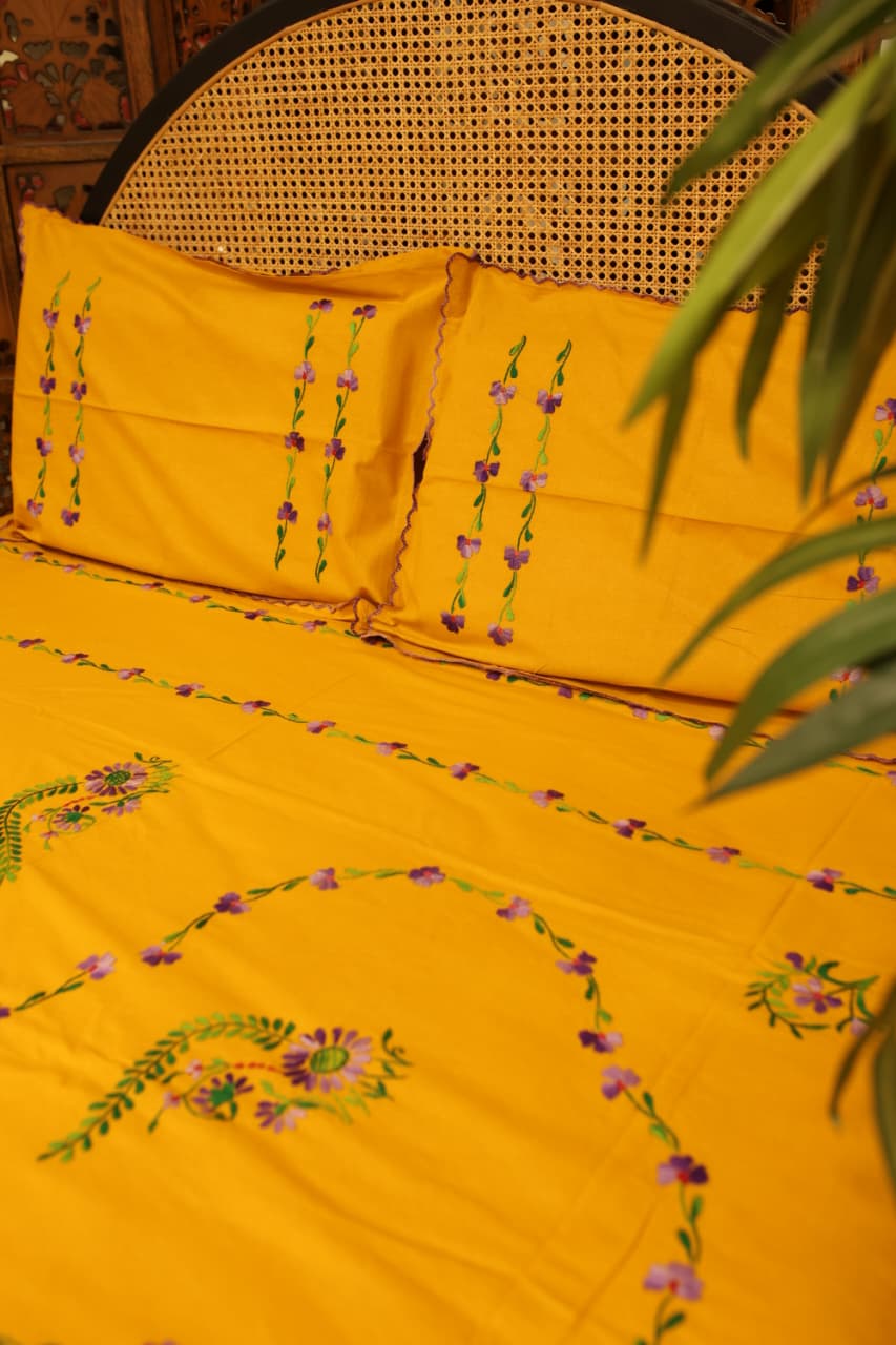 Bedsheets:Queen premium hand embroidered bedsheets HEQ